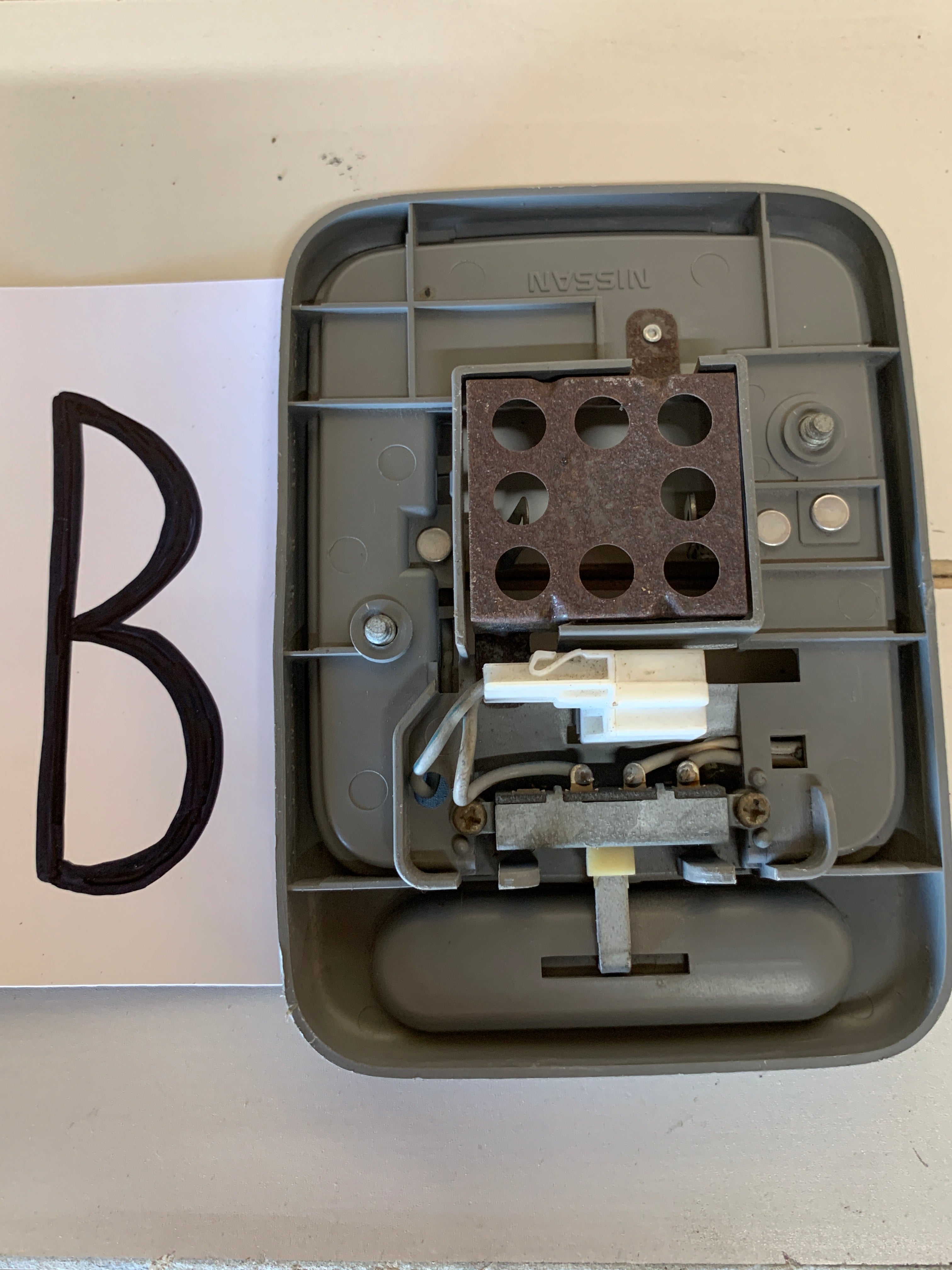 Center Interior Roof Light, R32