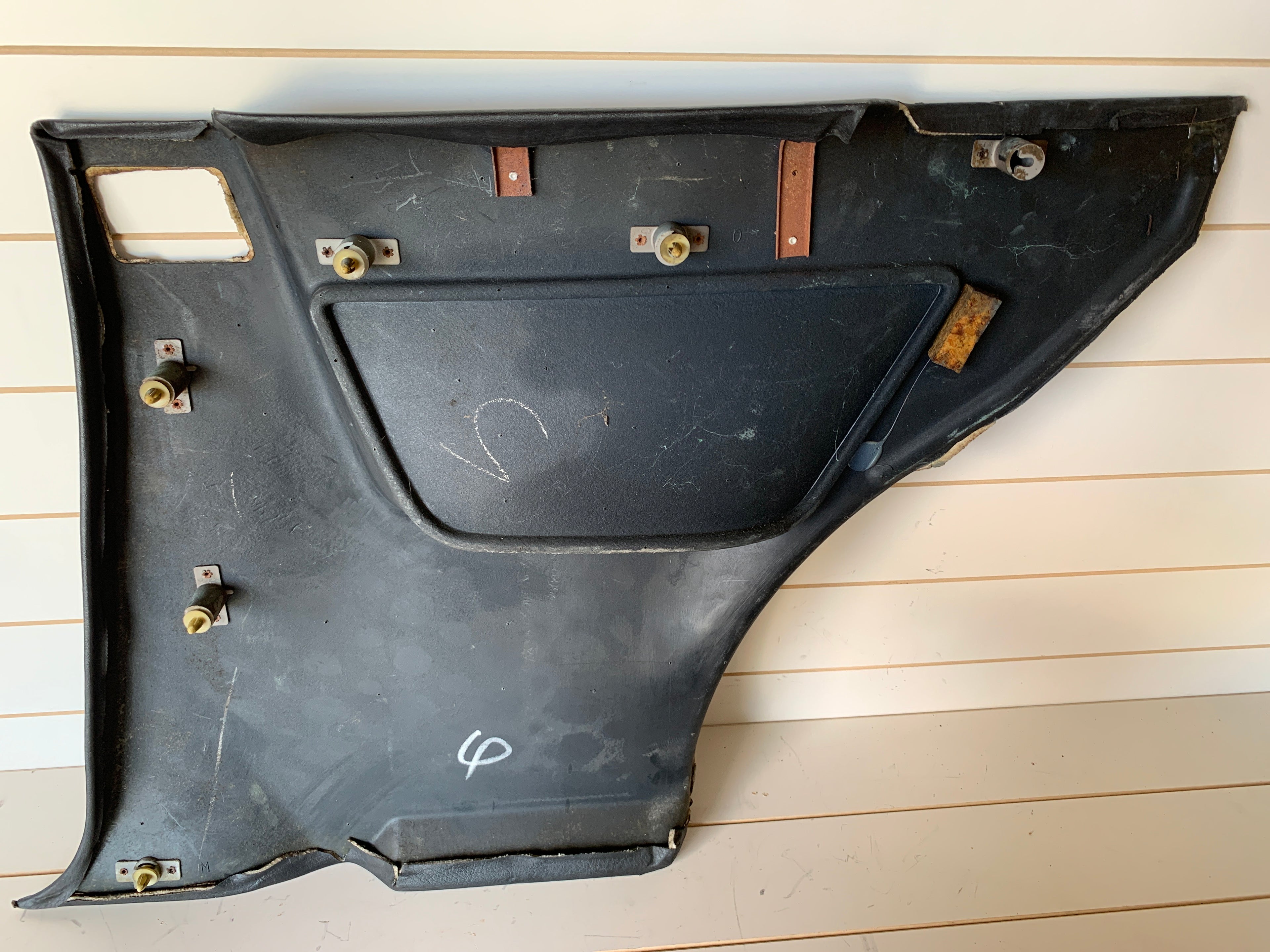 LEFT Lower 1/4 Trim, R32 Coupe