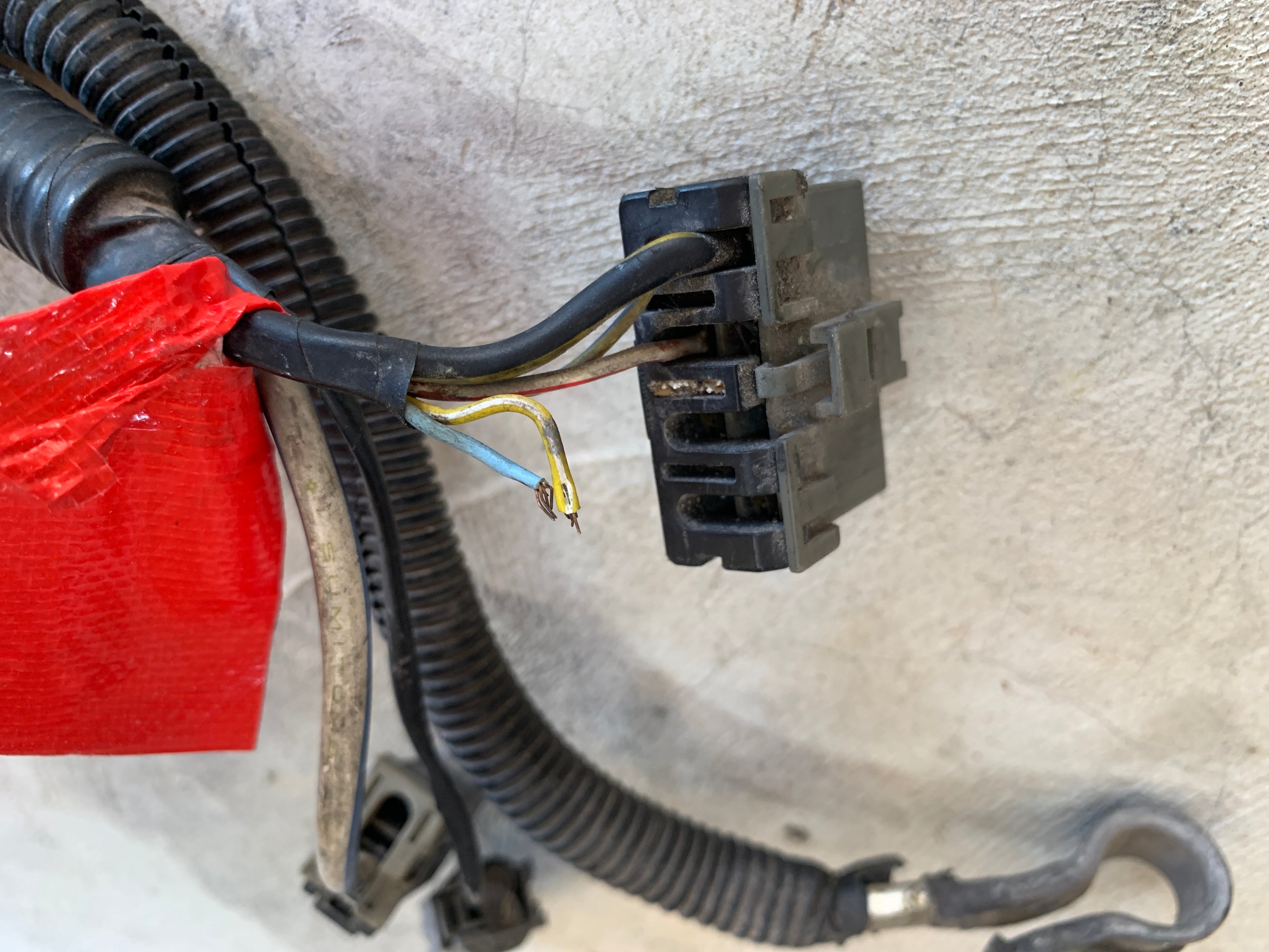 Alternator Sub Loom (damaged), R32 GTS-4