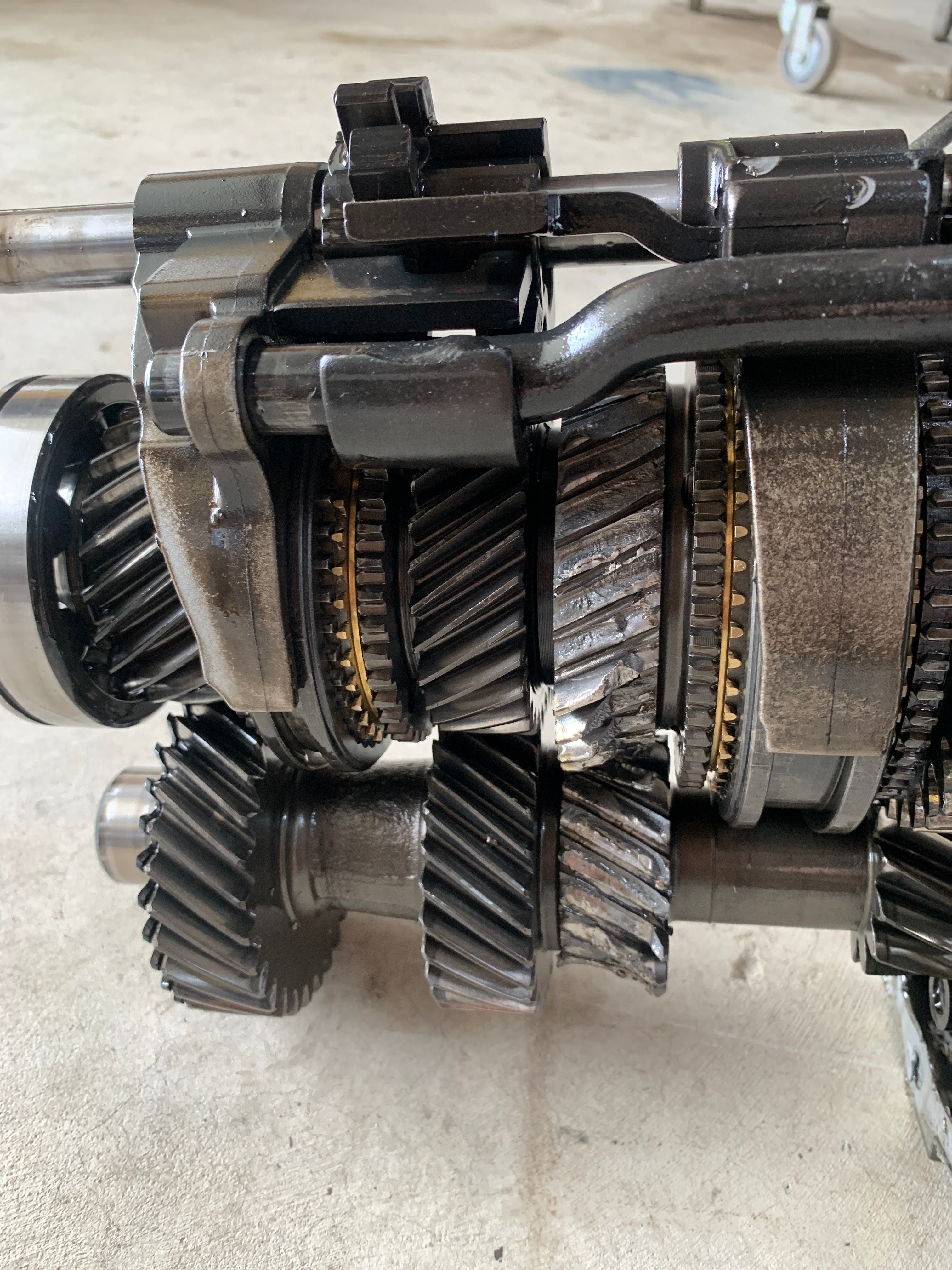 Damaged Gearbox, R32 GTR