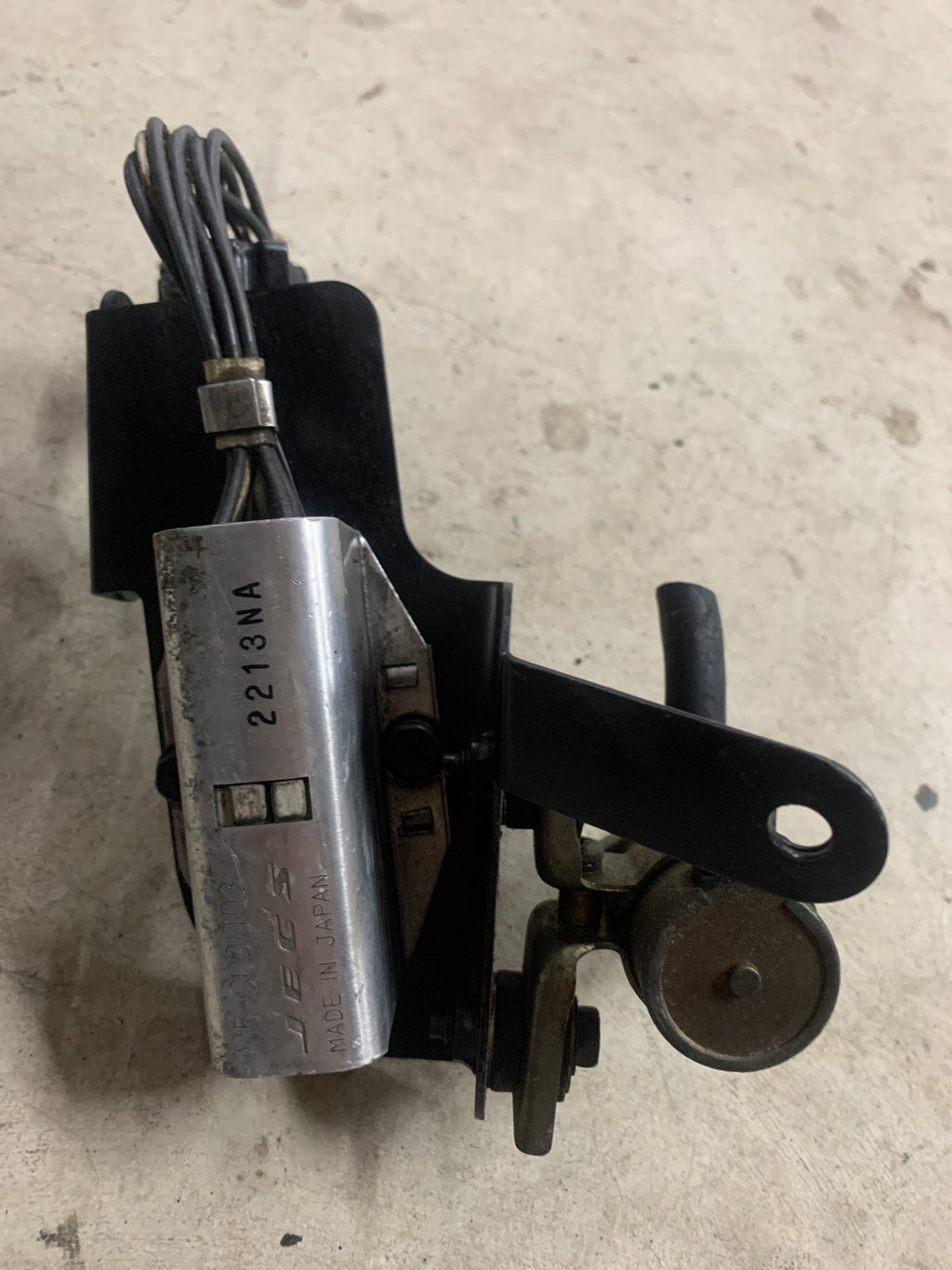 Resistor R32 For Radio Injector Resistor Pack + PCM + BKT, R32 GTR – GT-R Parts