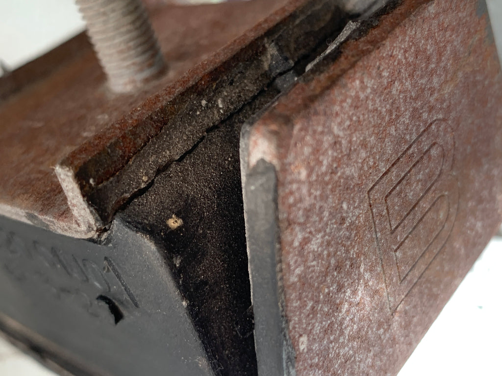 Engine Mount, RB26
