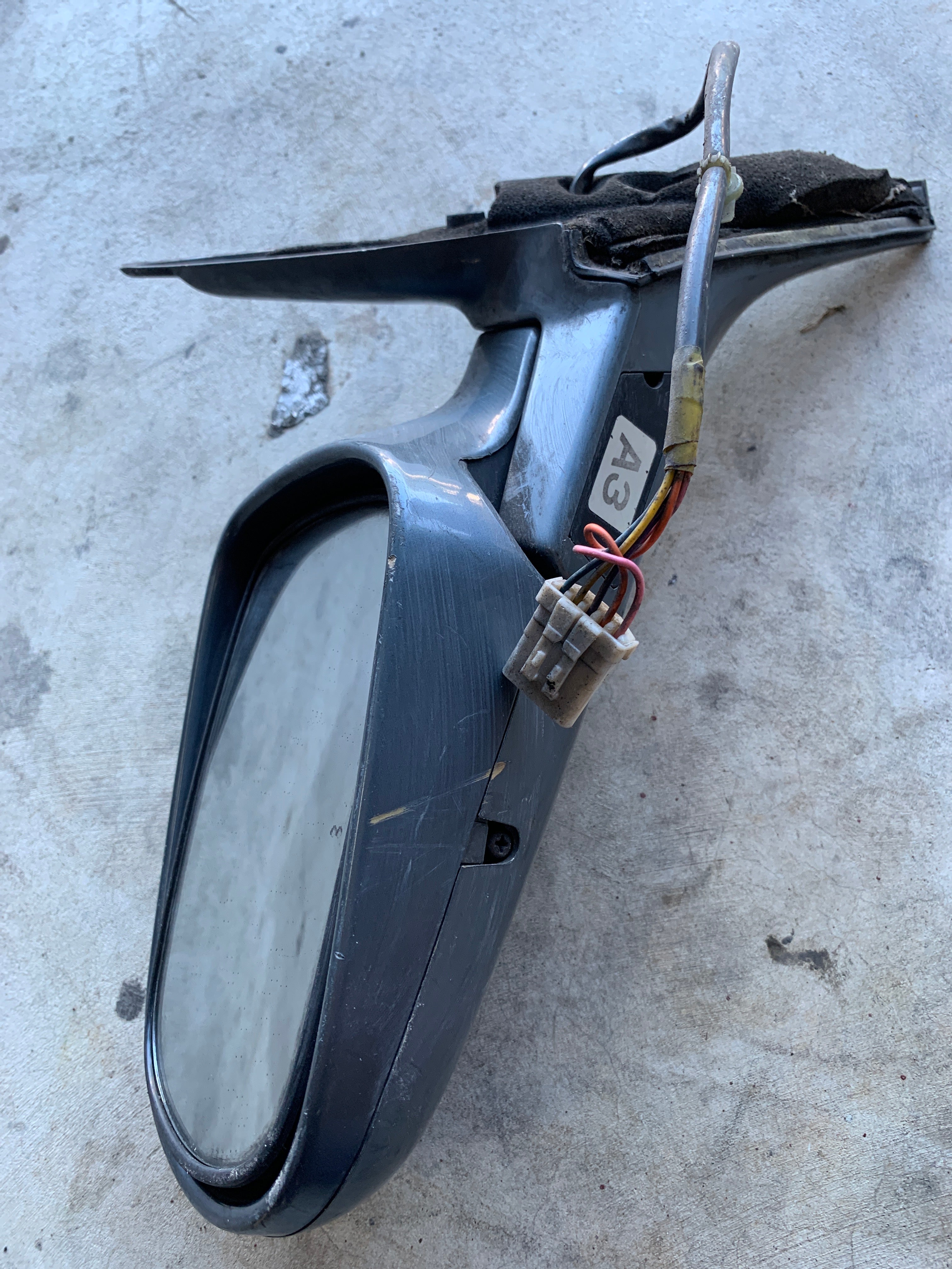 LEFT Wing Mirror, R32 4dr