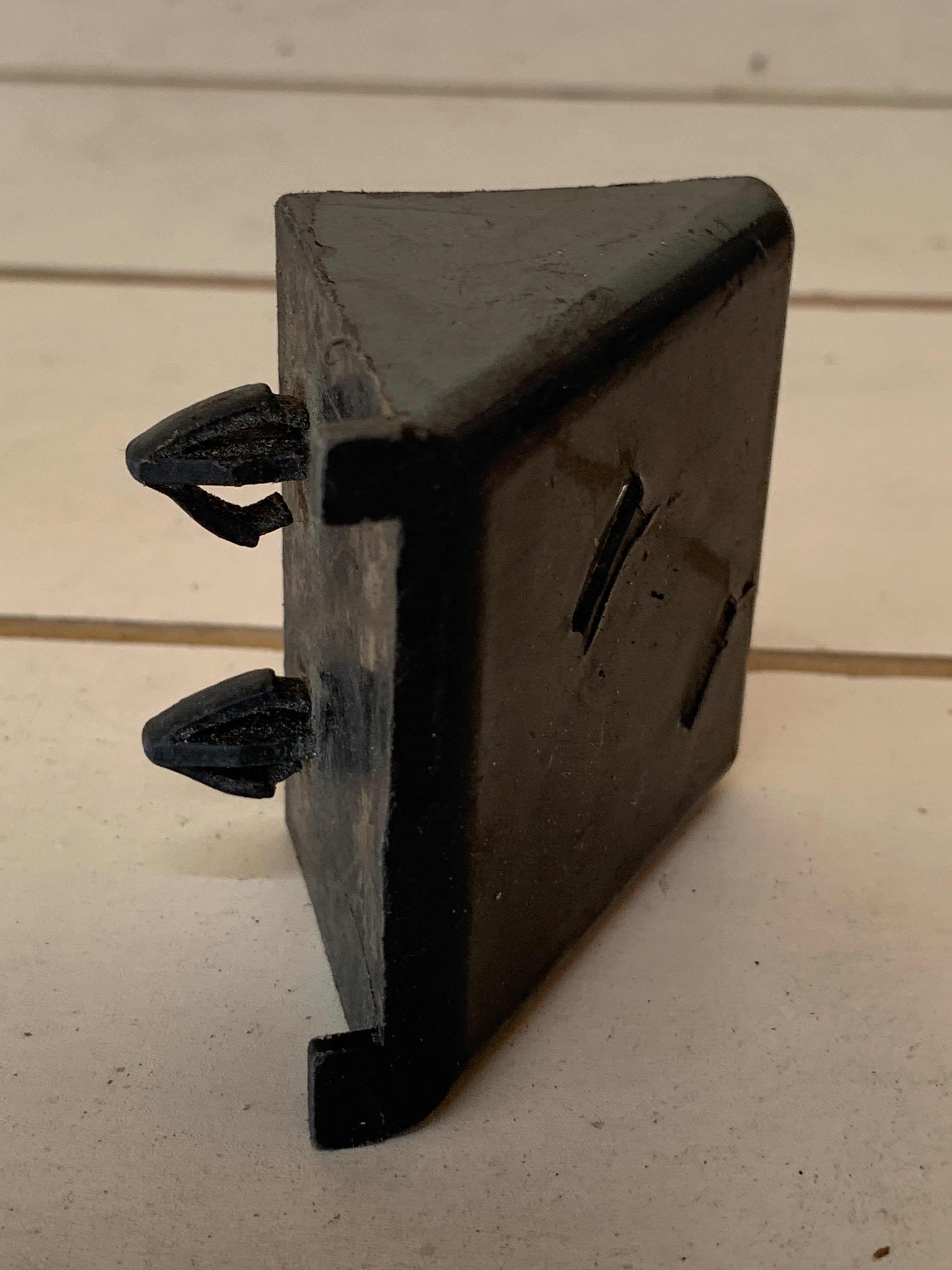 Alternator Sub Loom BRACKET, R32