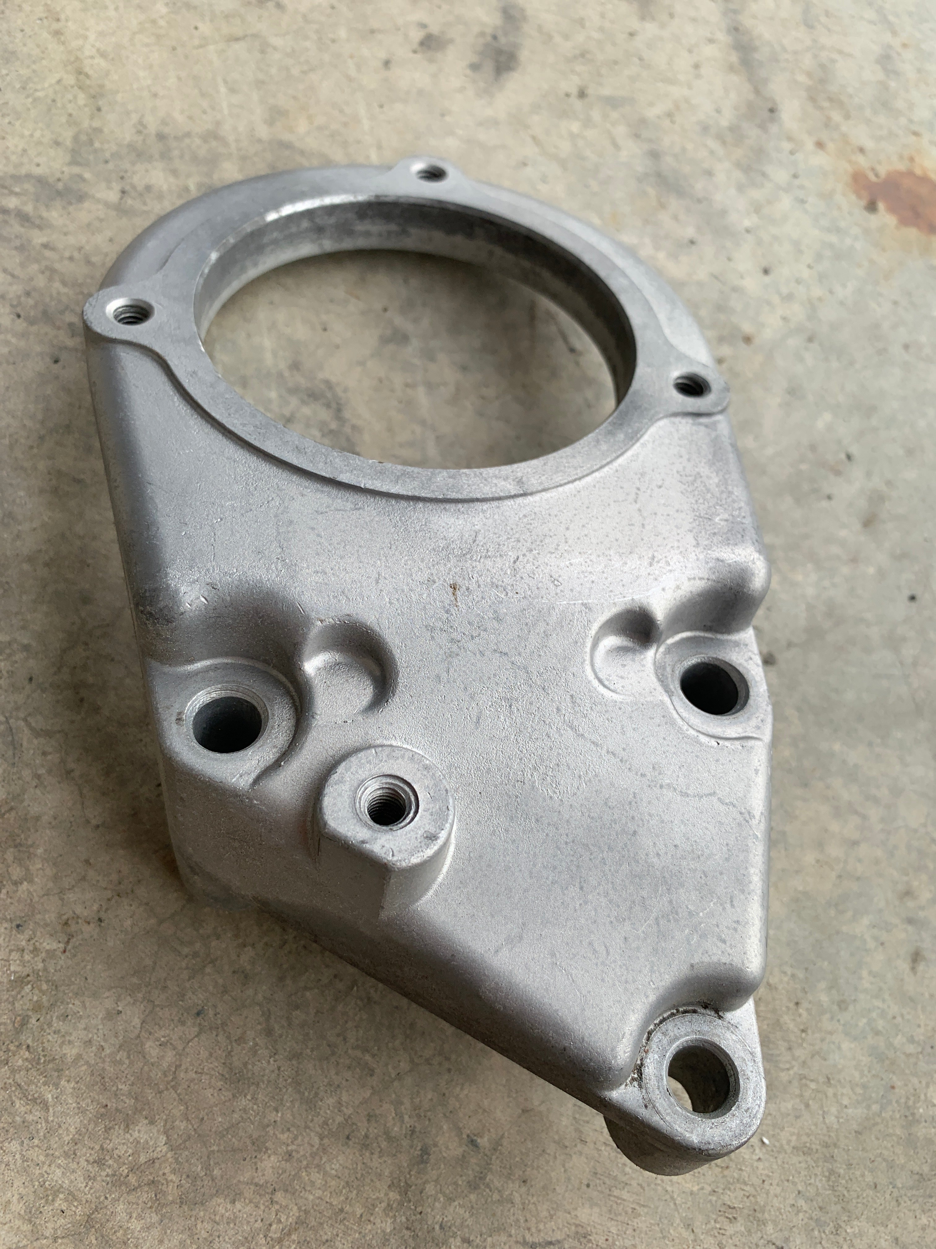 CAS Holder, R32