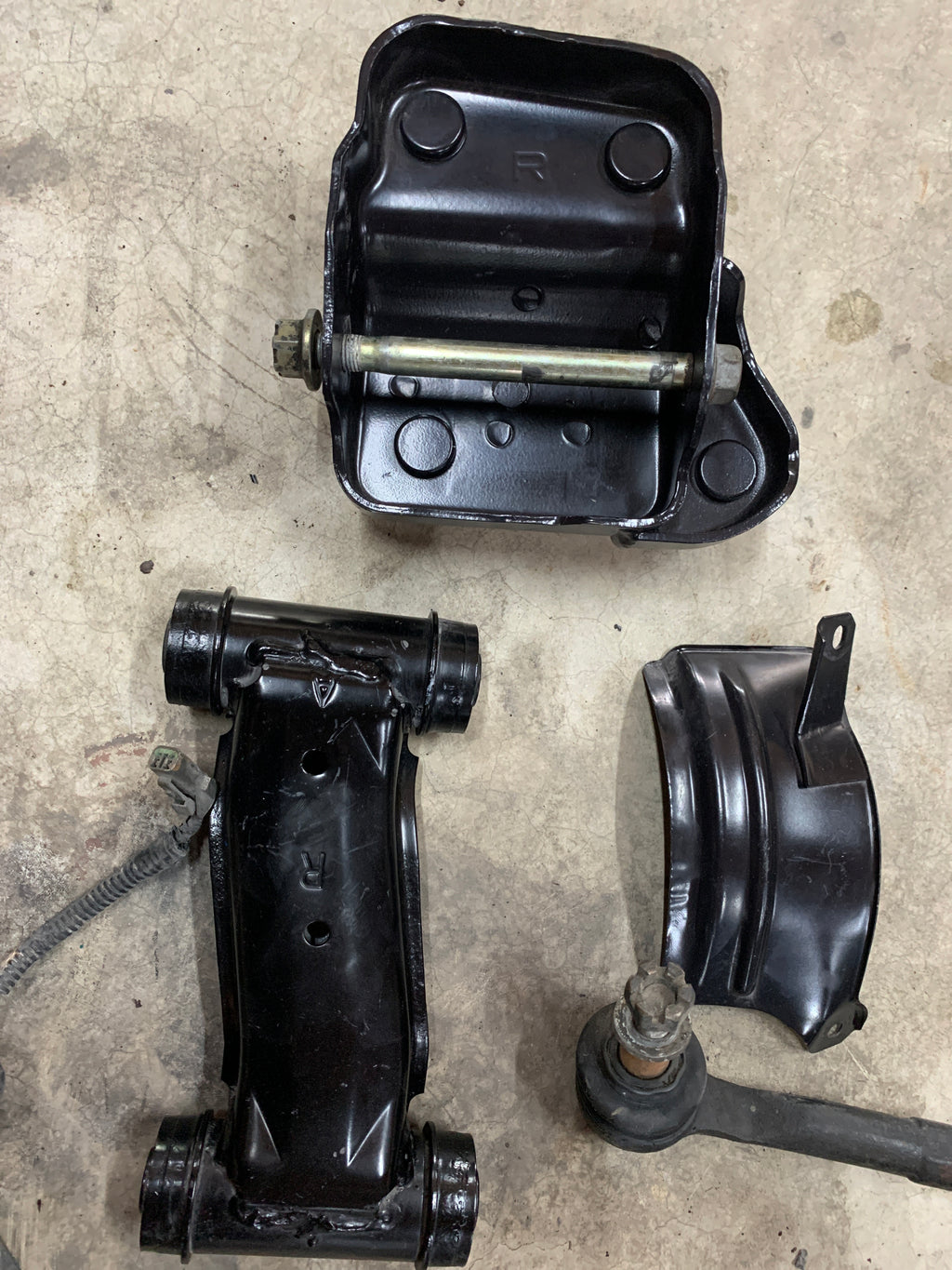 FRONT Subframe, (incomplete) R32 GTR