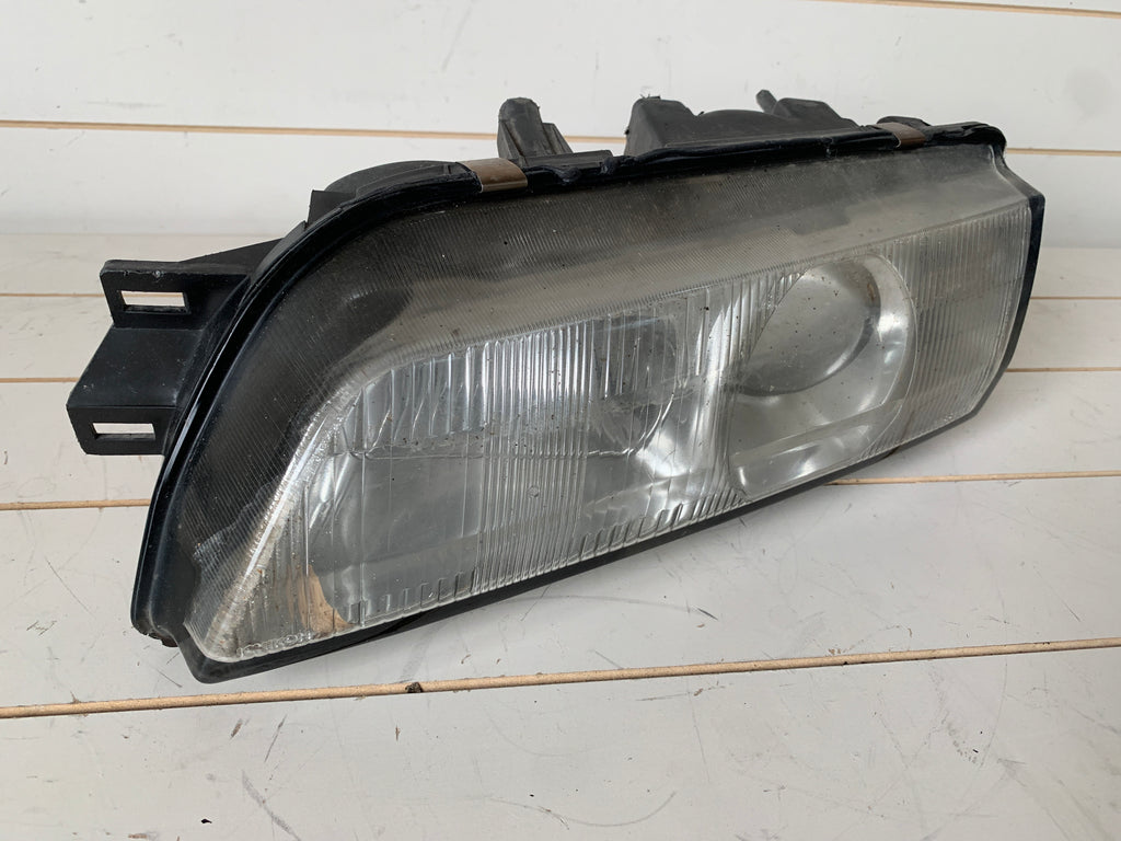LEFT Head Light (damaged), R32