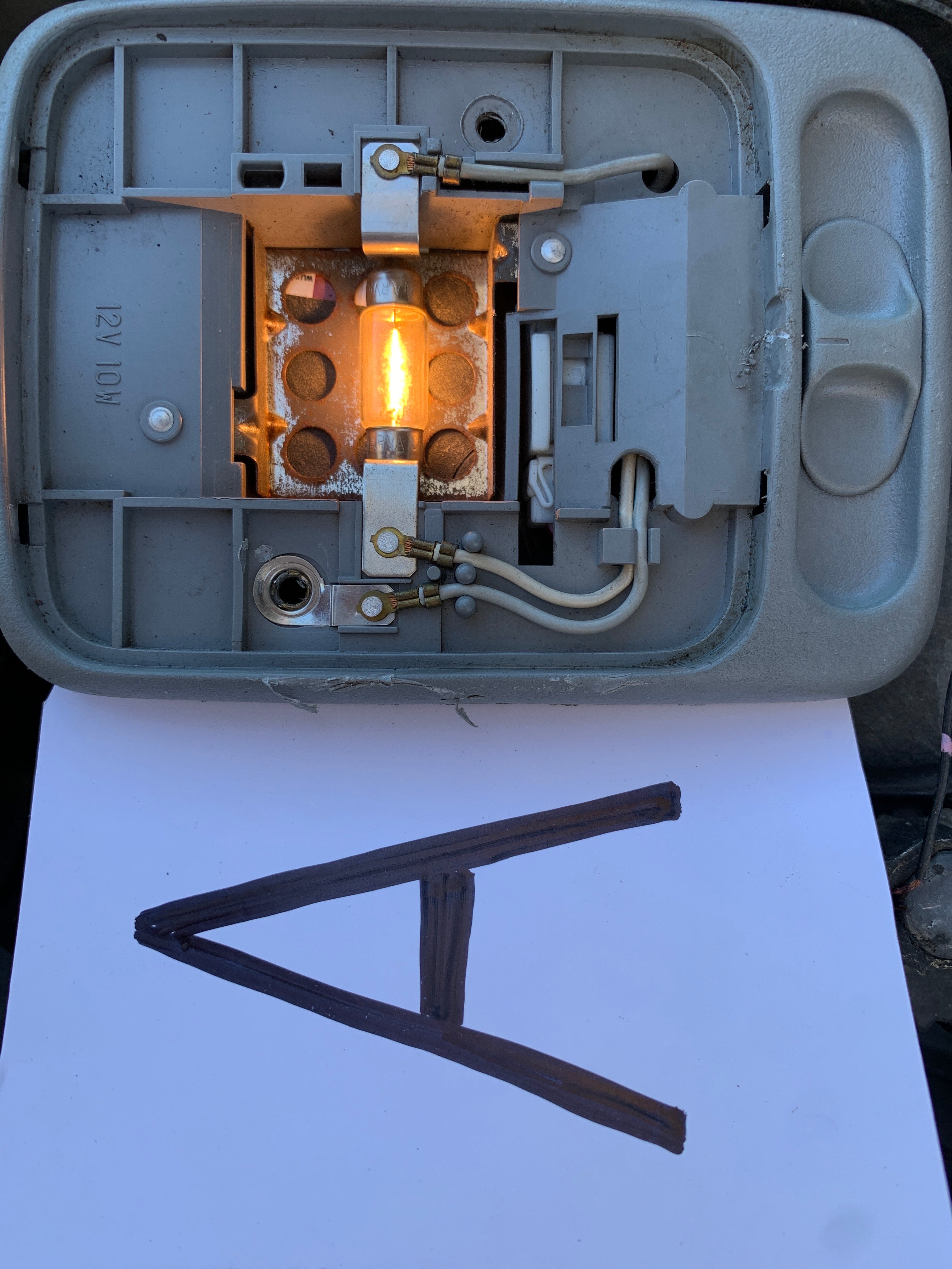 Center Interior Roof Light, R32