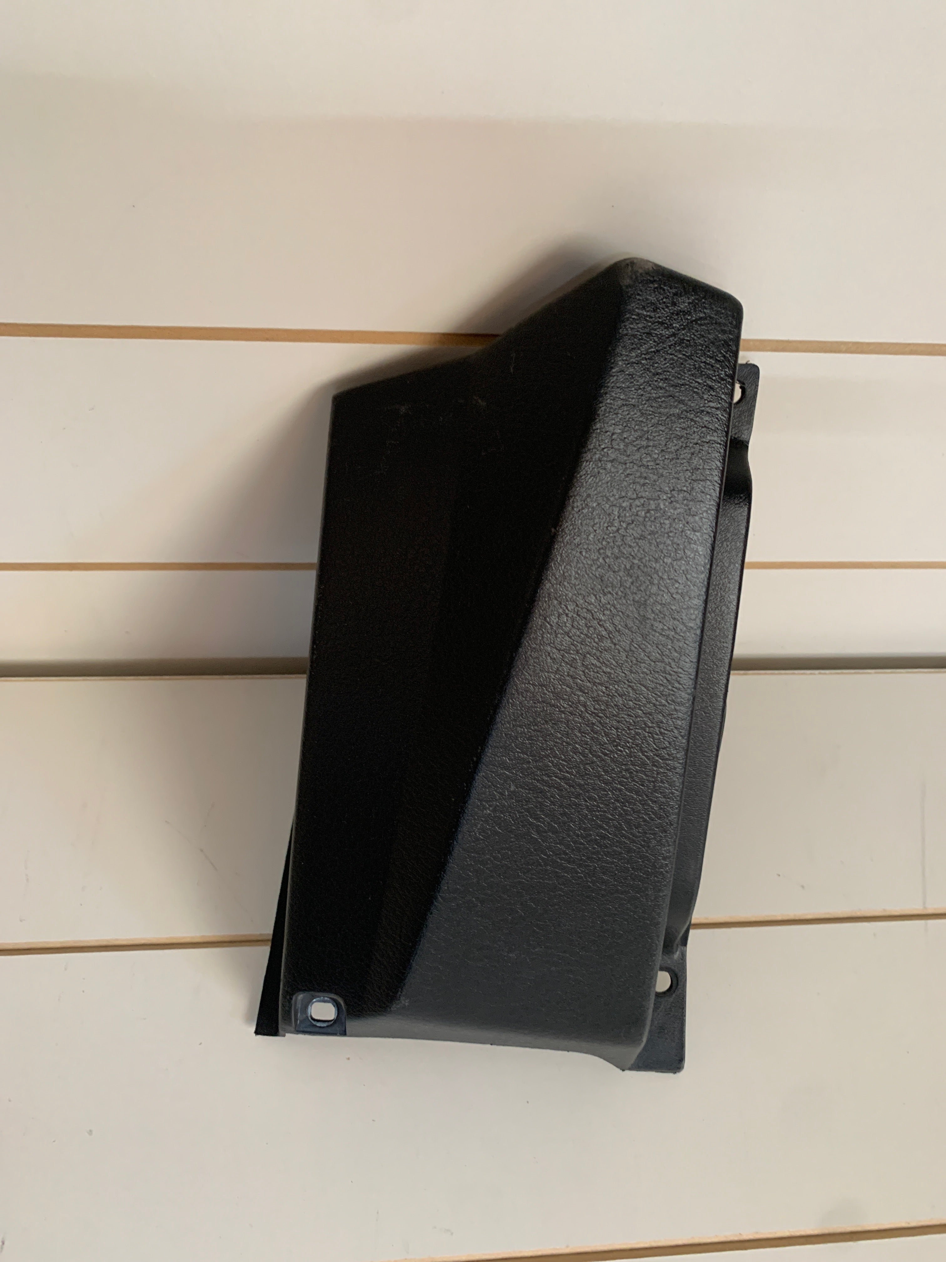 Lower Dash Panel (L) R32