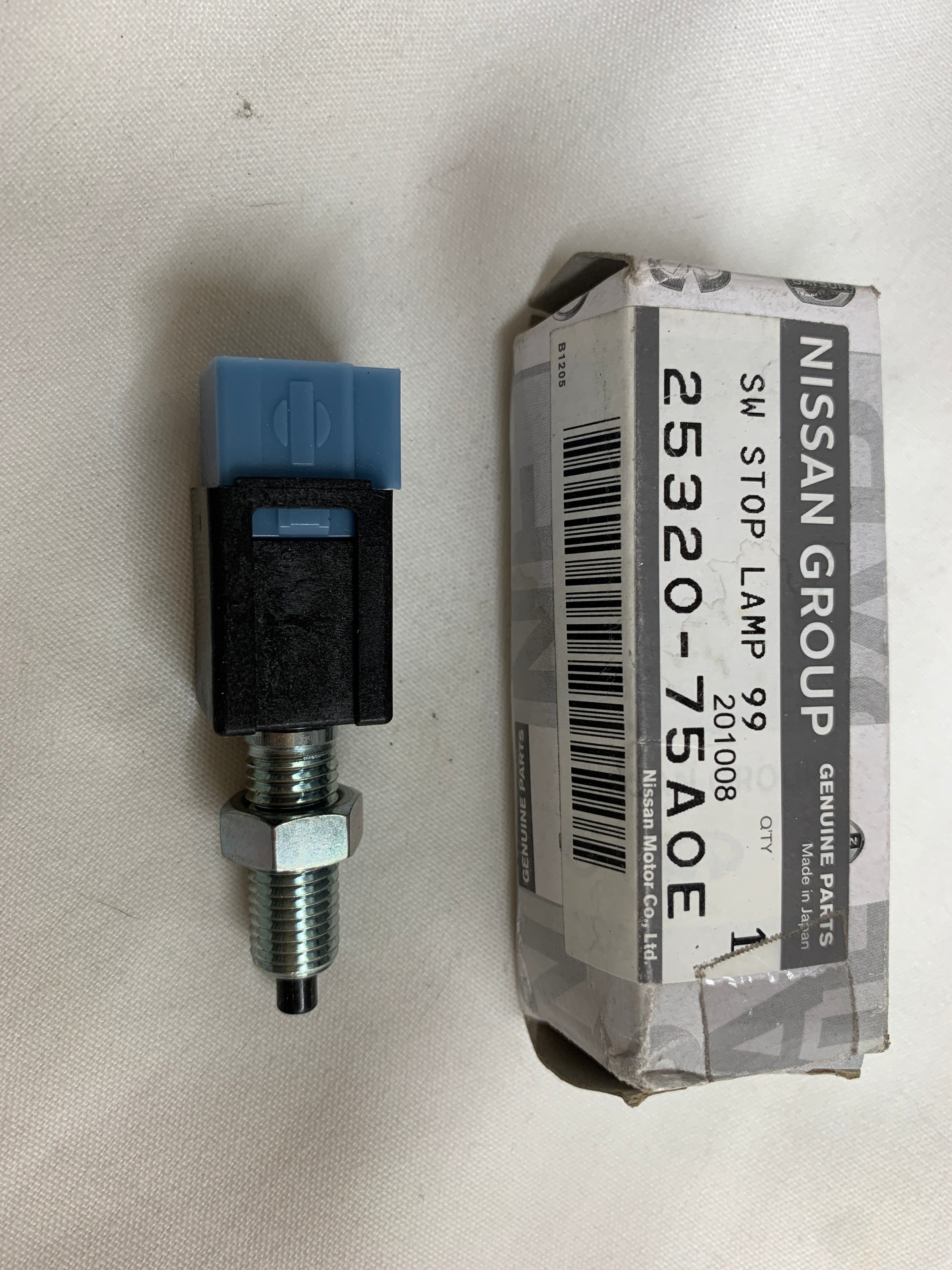 NEW Brake Pedal Sensor, R34