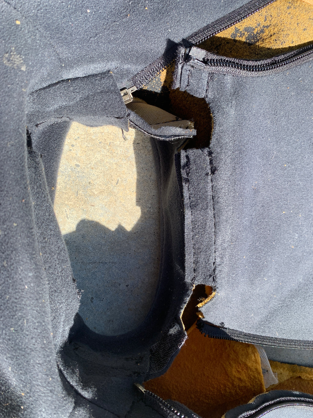 *Damaged Drivers Seat Upholstery, R32 GTR