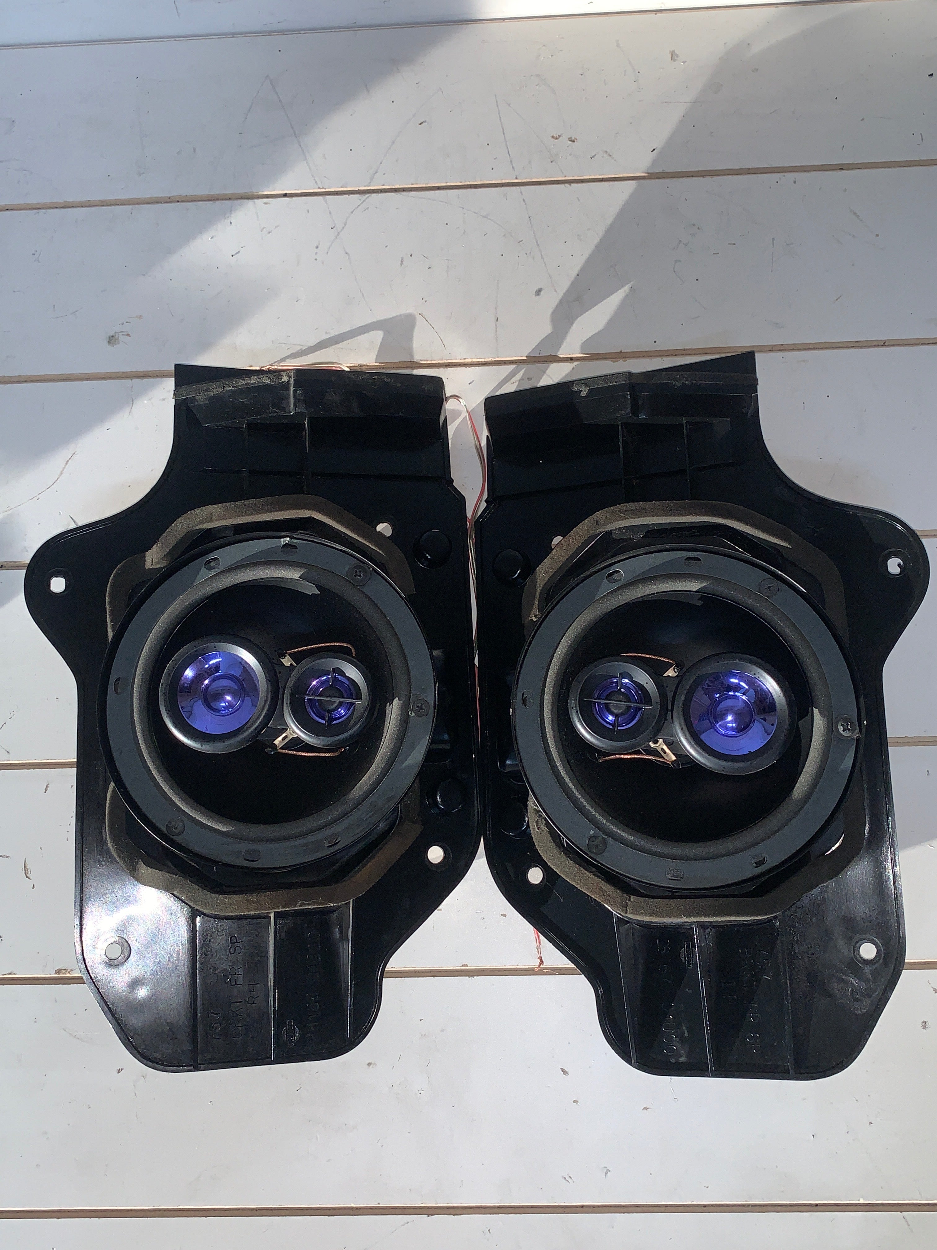 Front Speakers + Holders, R32