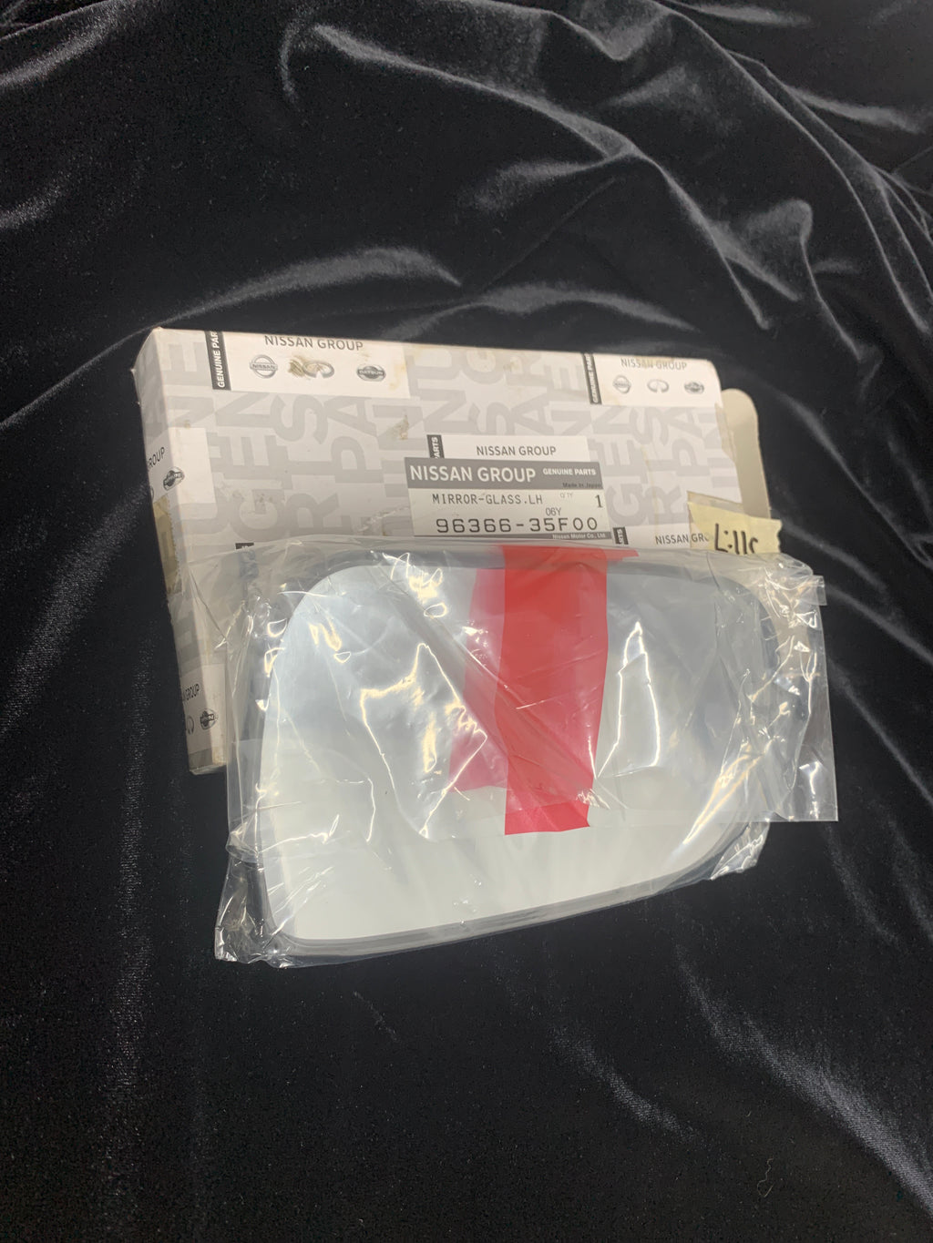 LEFT Wing Mirror Glass R32 GT-R *GENUINE Nissan
