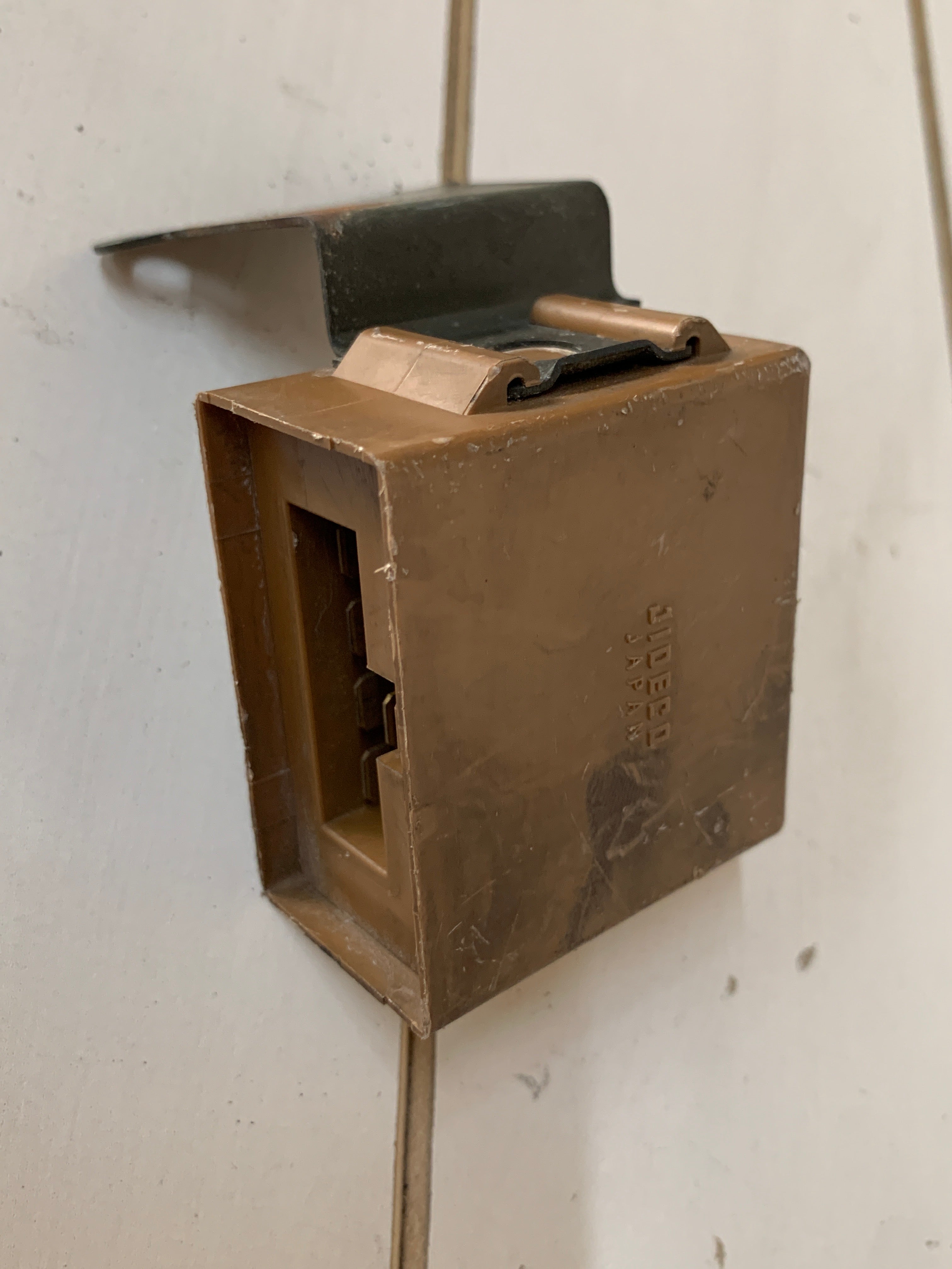 Wiper Control Relay, R32 GTR