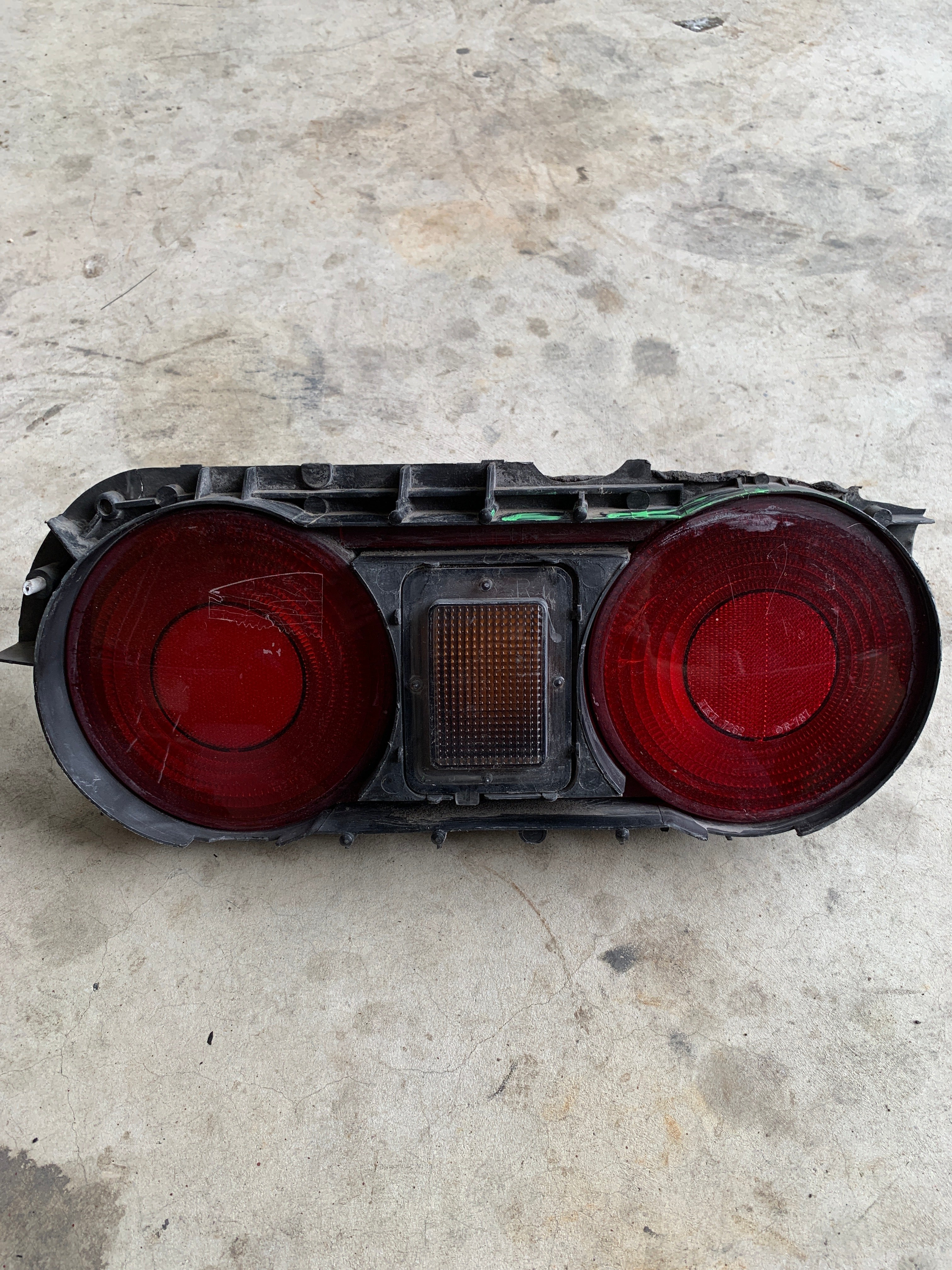 Damaged RIGHT Tail light, R32 Coupe