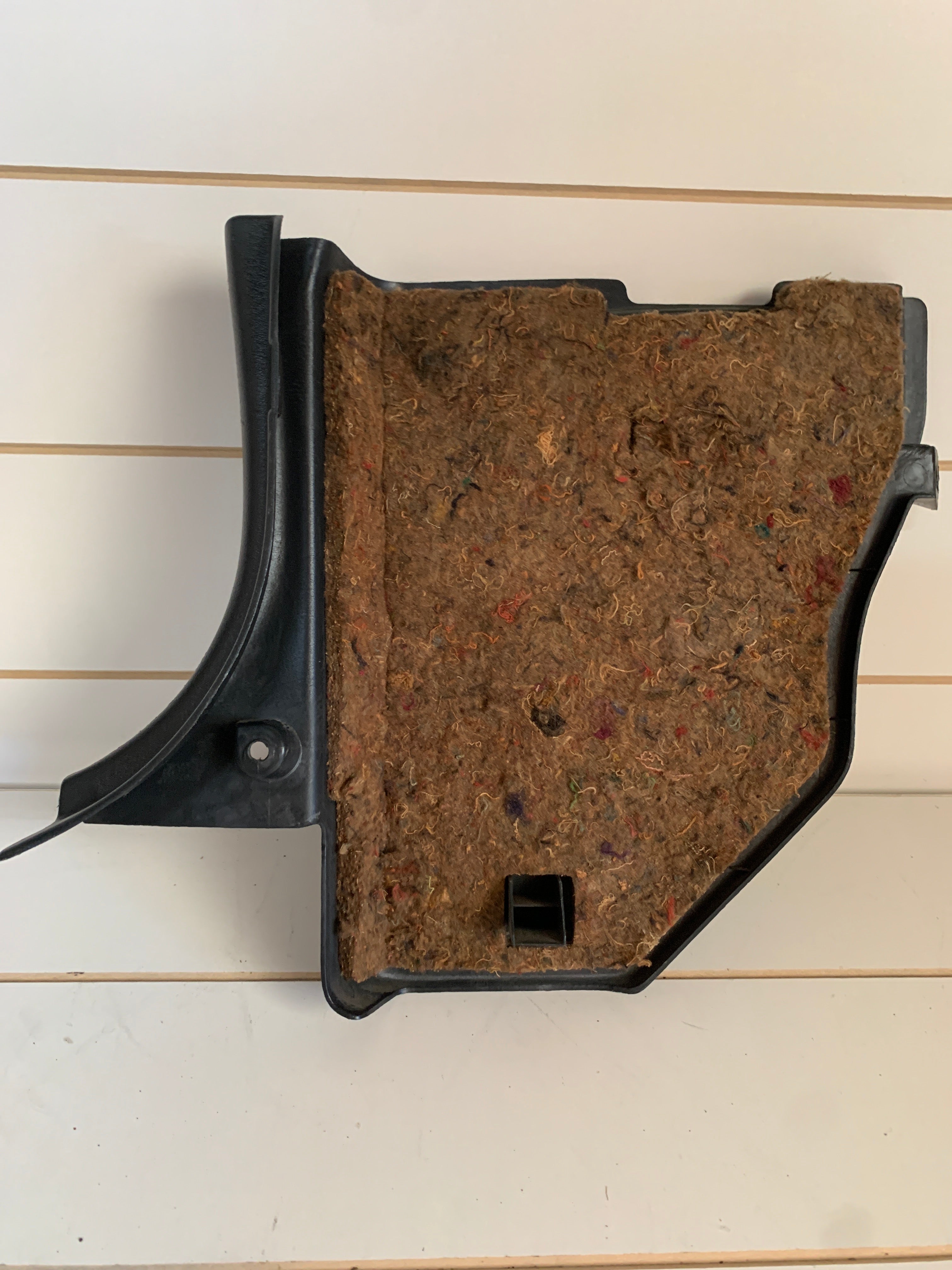 RIGHT Kick Panel, R32