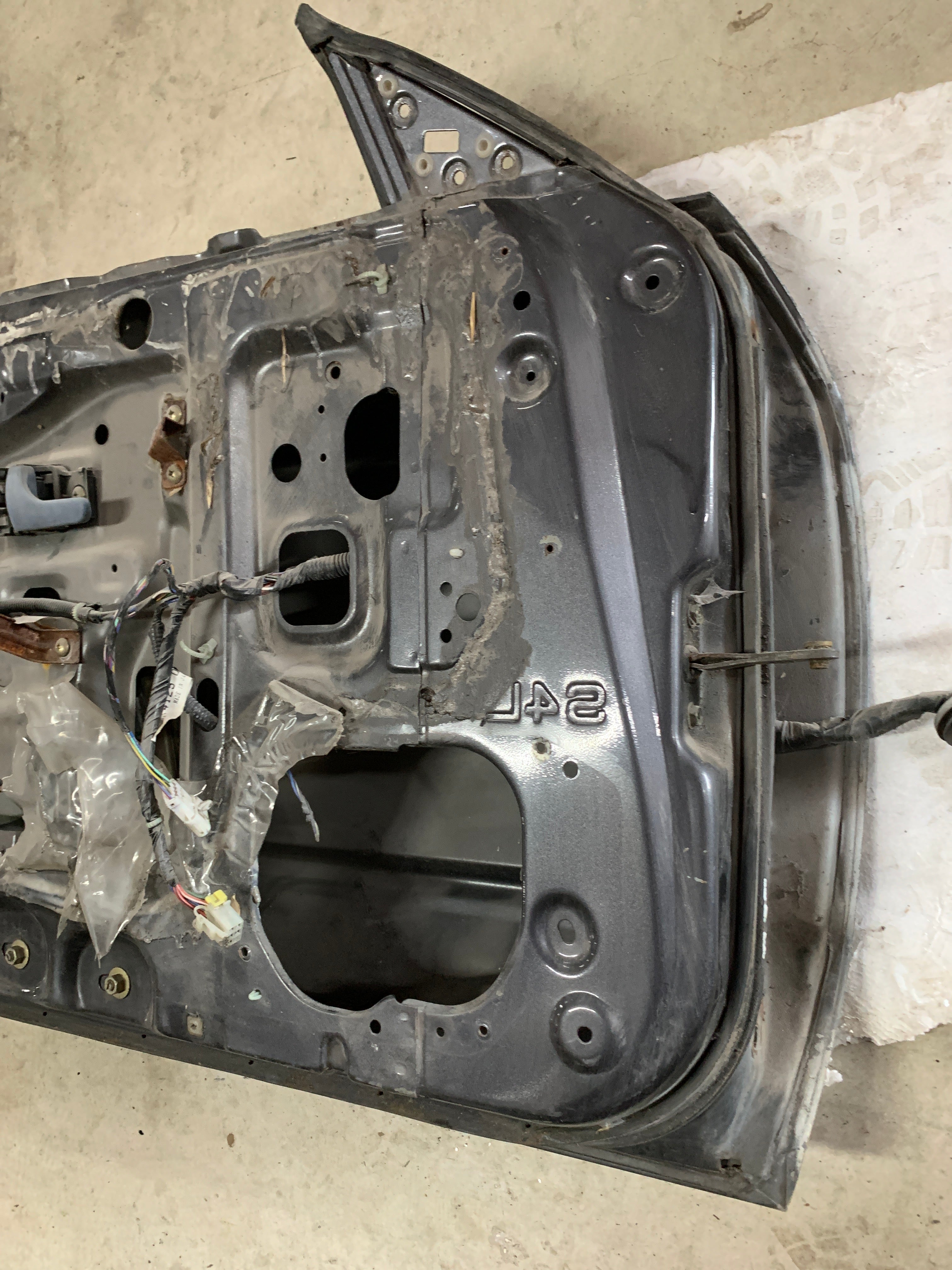 Damaged LEFT Door, R32 coupe