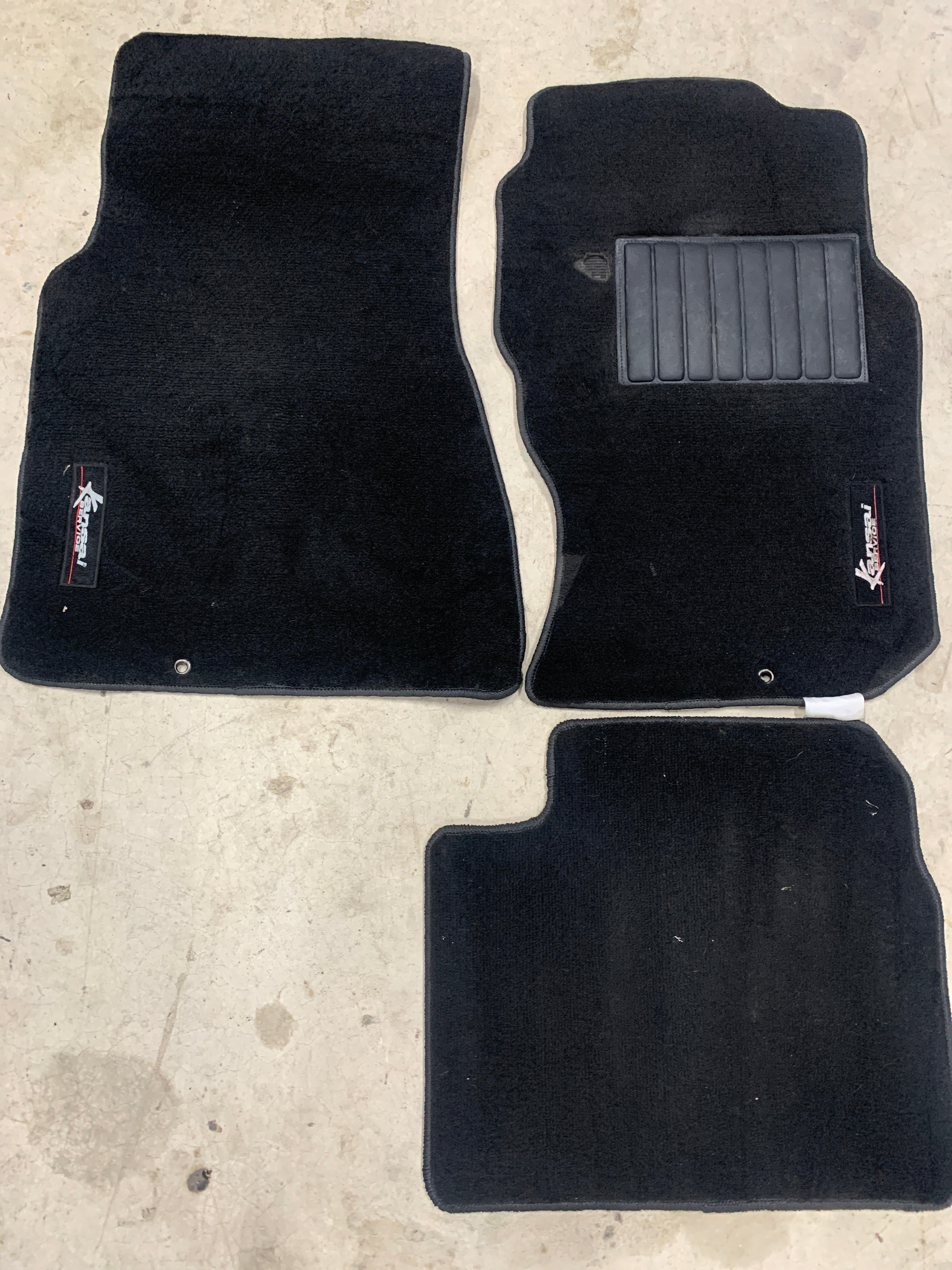 Kansai Service Floor Mats, R32