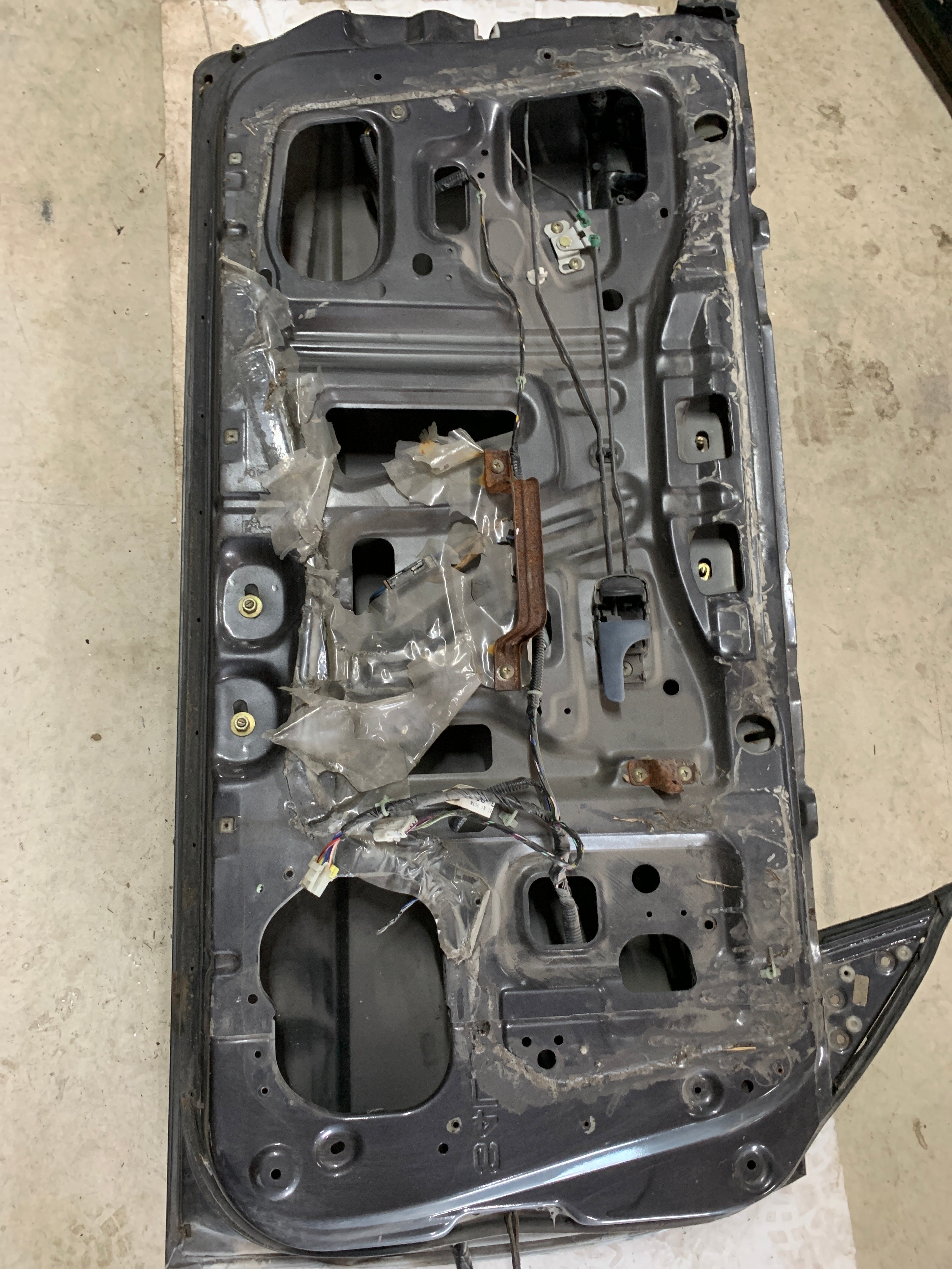 Damaged LEFT Door, R32 coupe