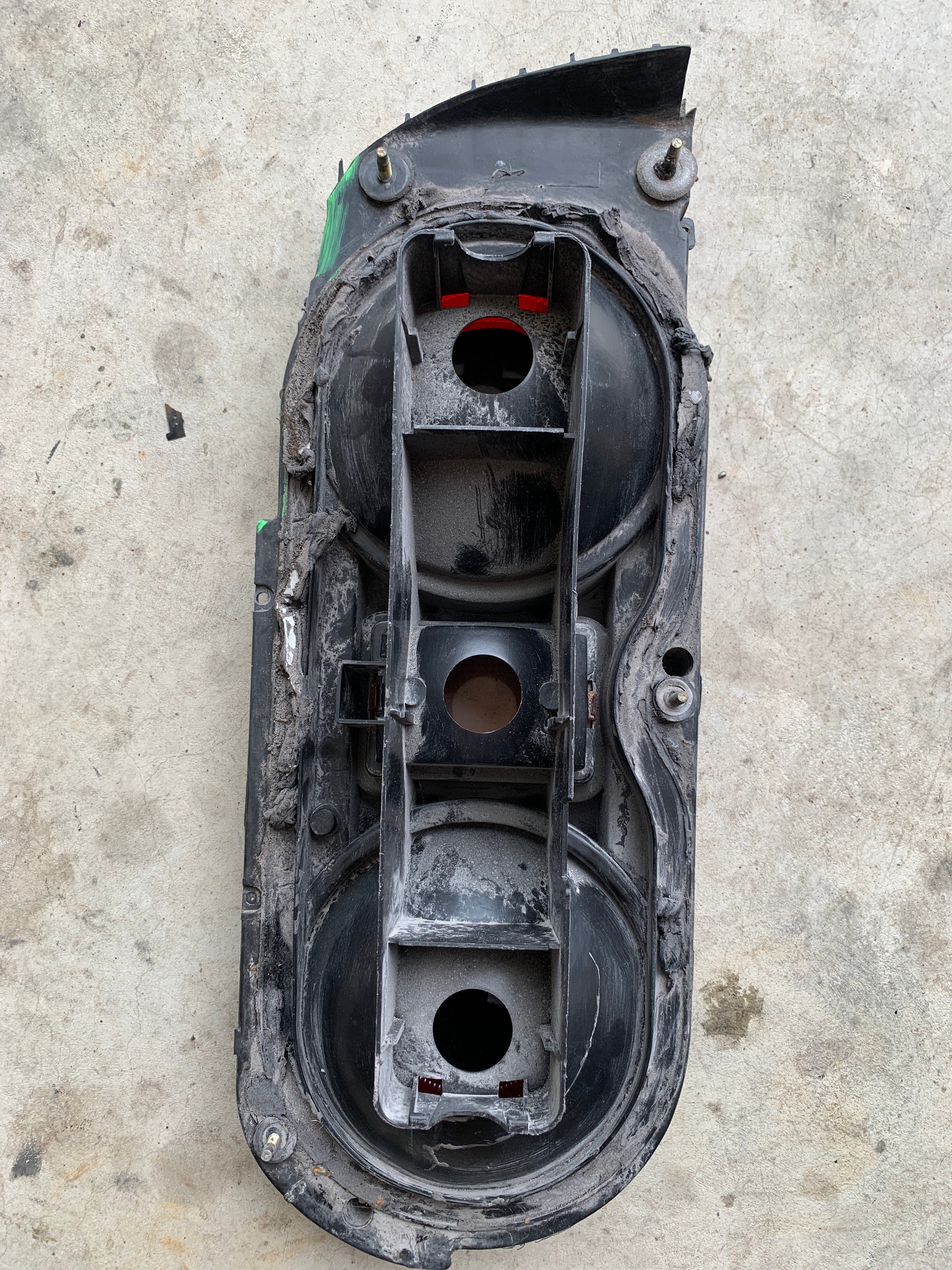 Damaged LEFT Tail light, R32 Coupe
