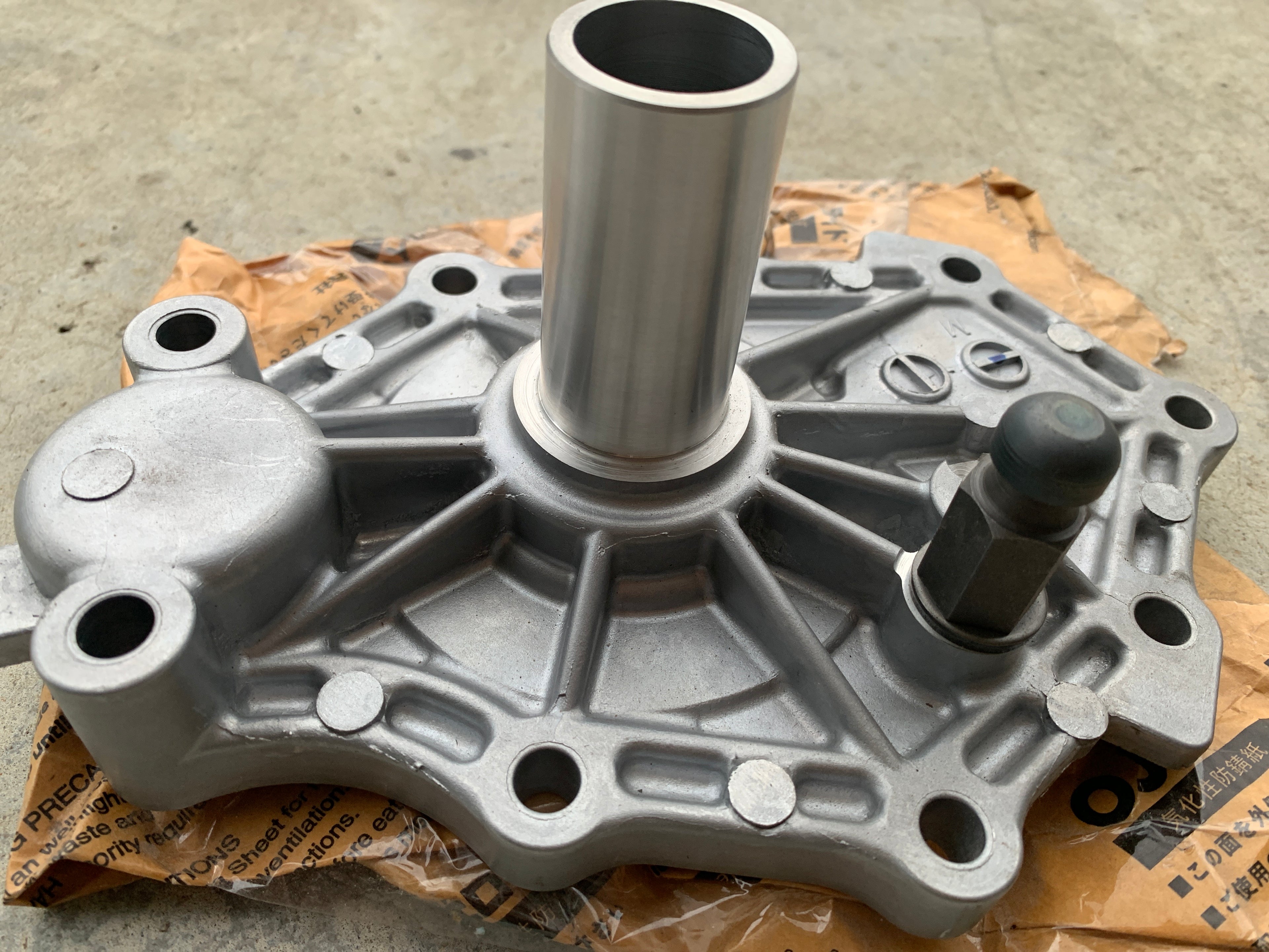 NEW Gearbox Front Cove, R33 Rb25det