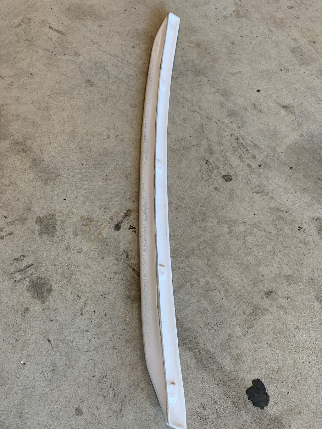 NEW Bonnet Lip N1 Style Fibreglass, R32