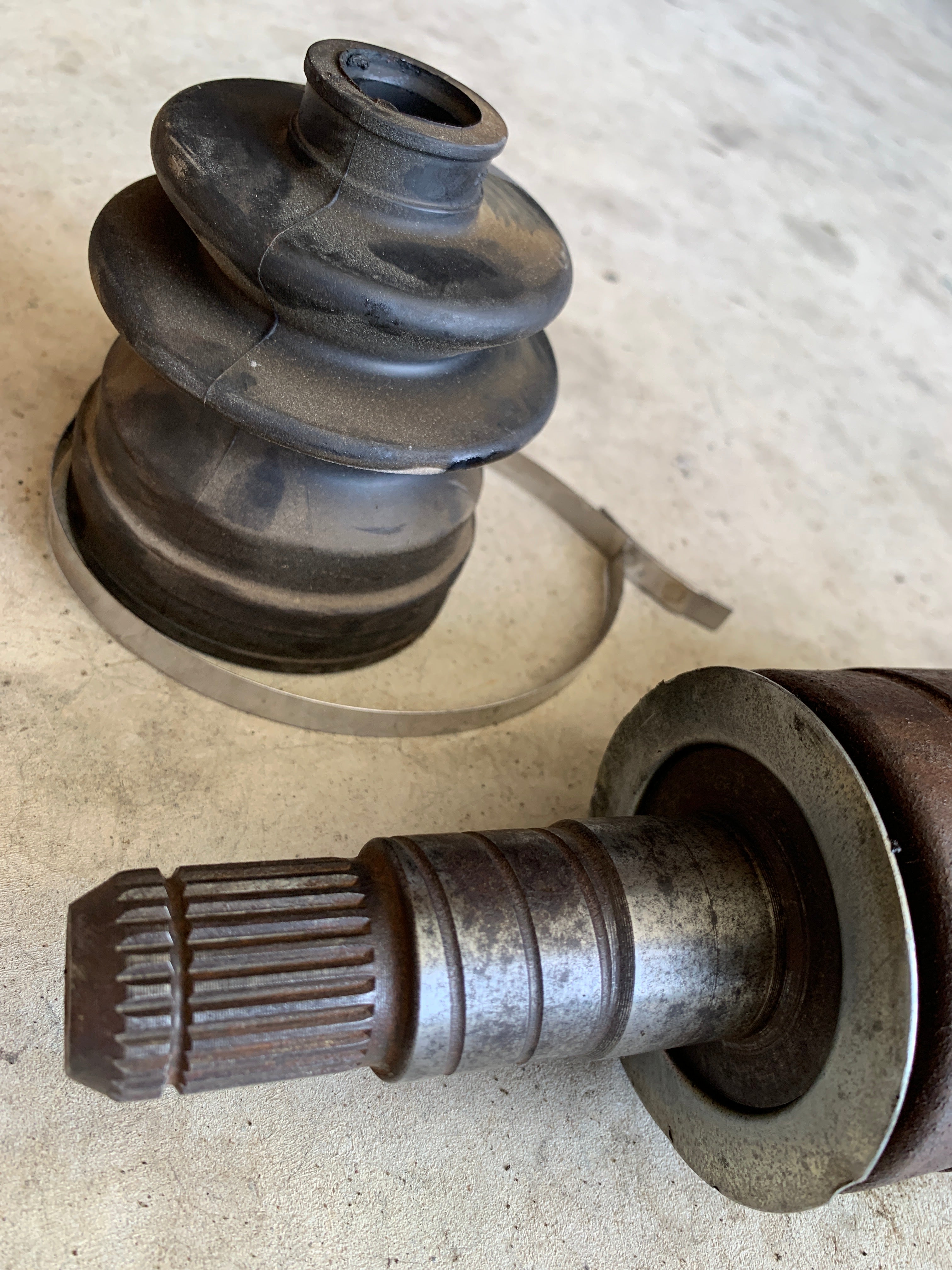 Front RIGHT Axle, R32 GTR