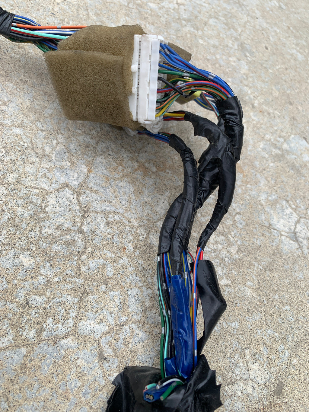 Interior Dash Loom* CUT, R32 GTR