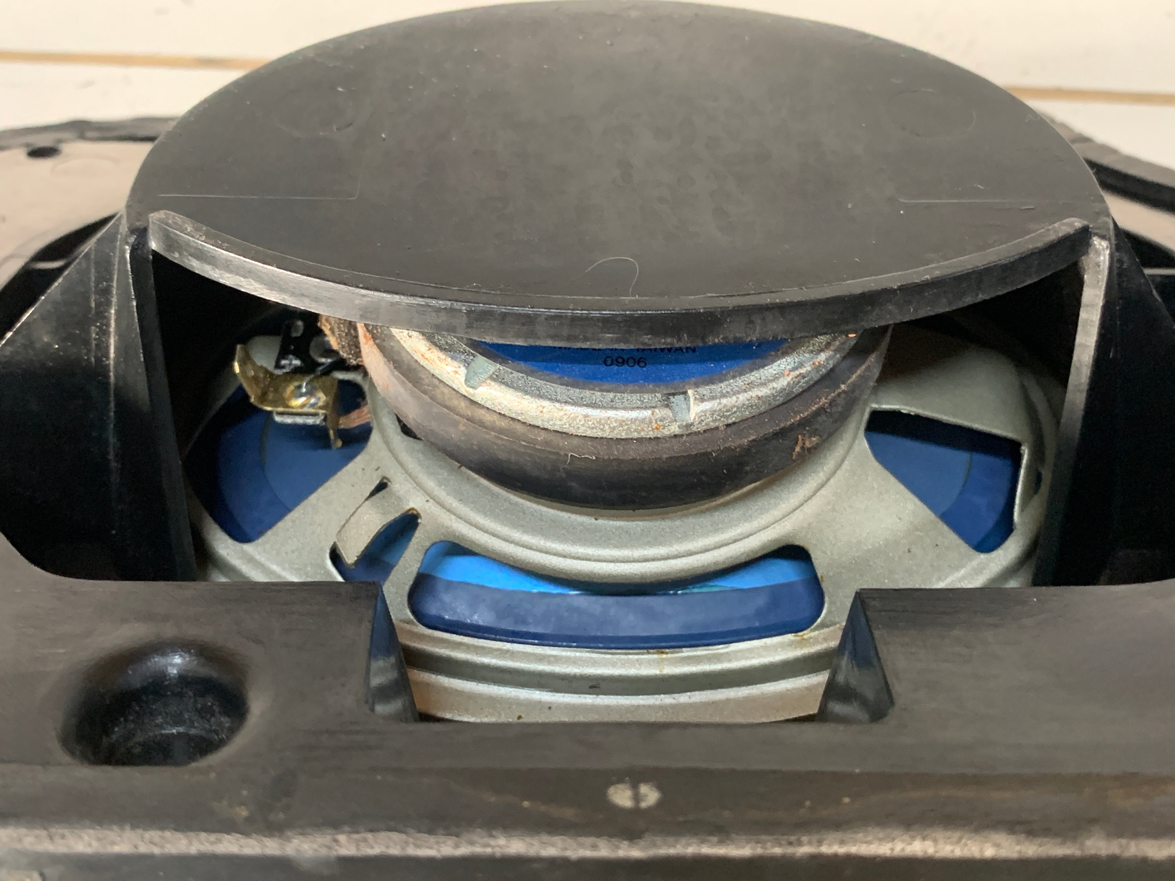 Front Speakers + Holders, R32