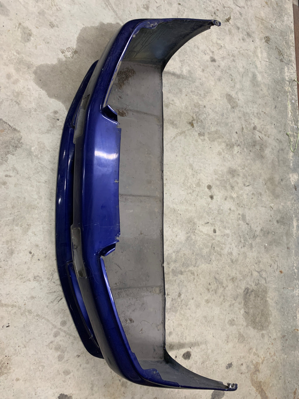 Front Bumper, R32