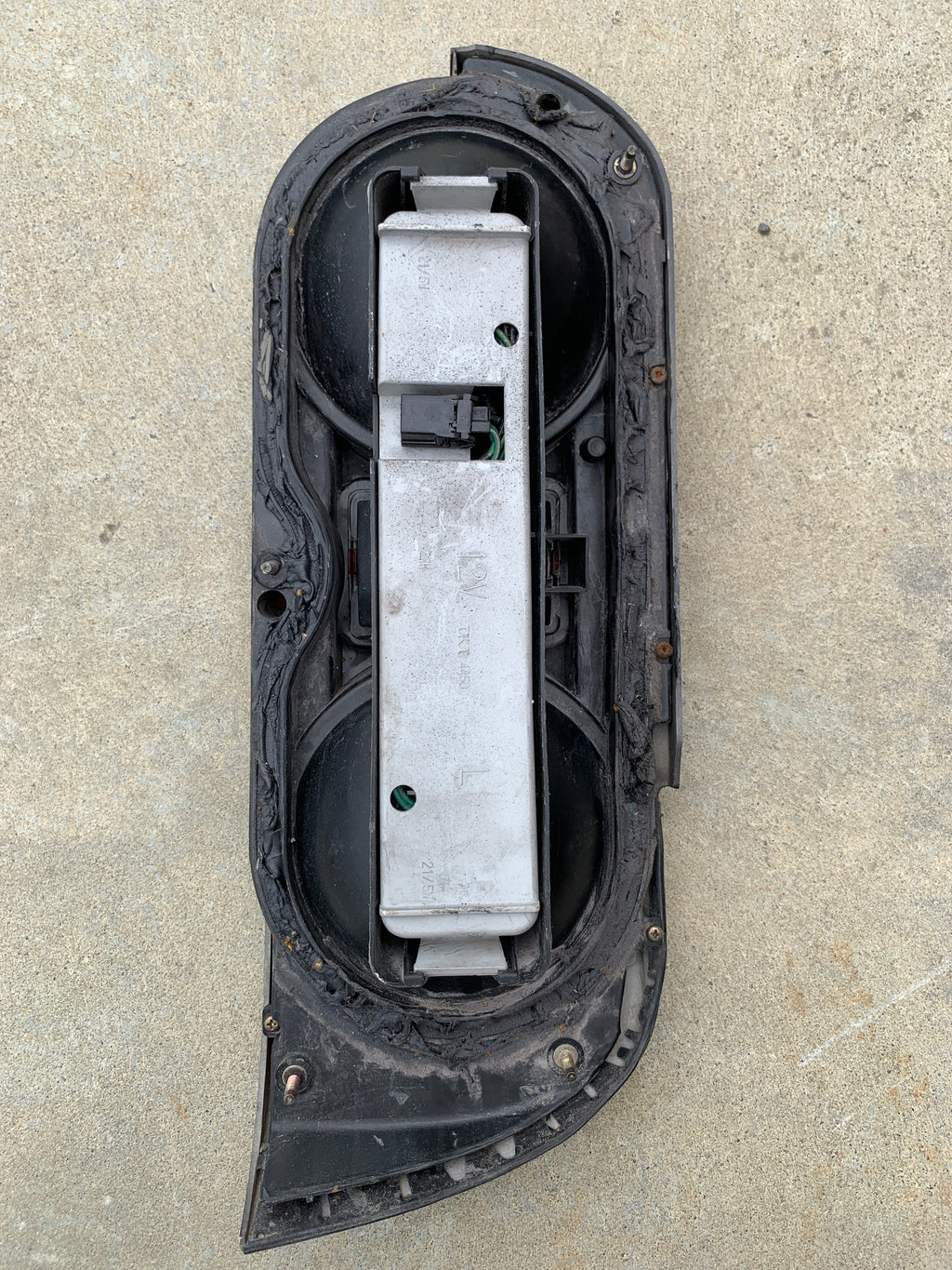 LEFT Tail light, R32 Coupe