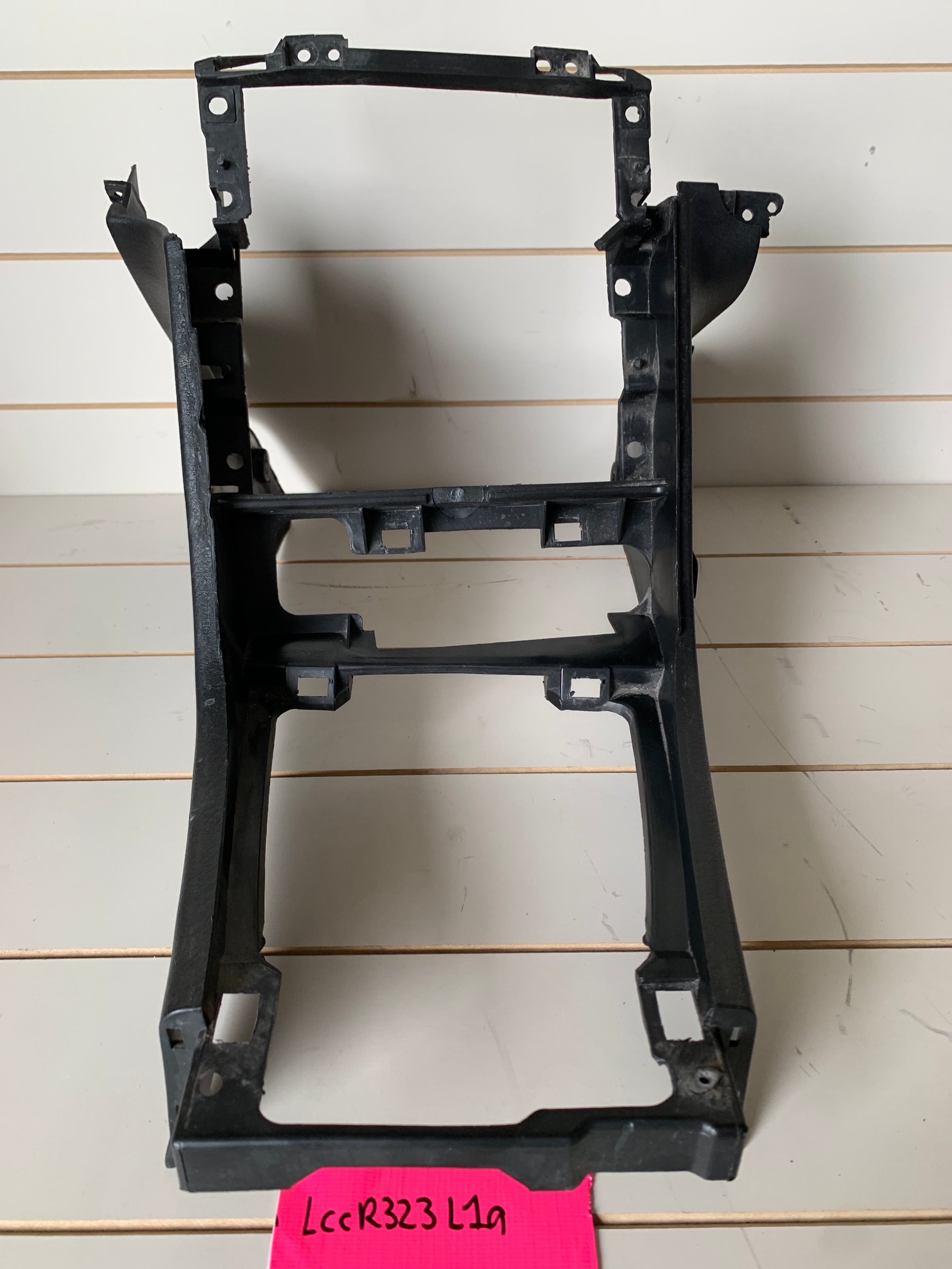 Lower Center Console, R32 Skyline