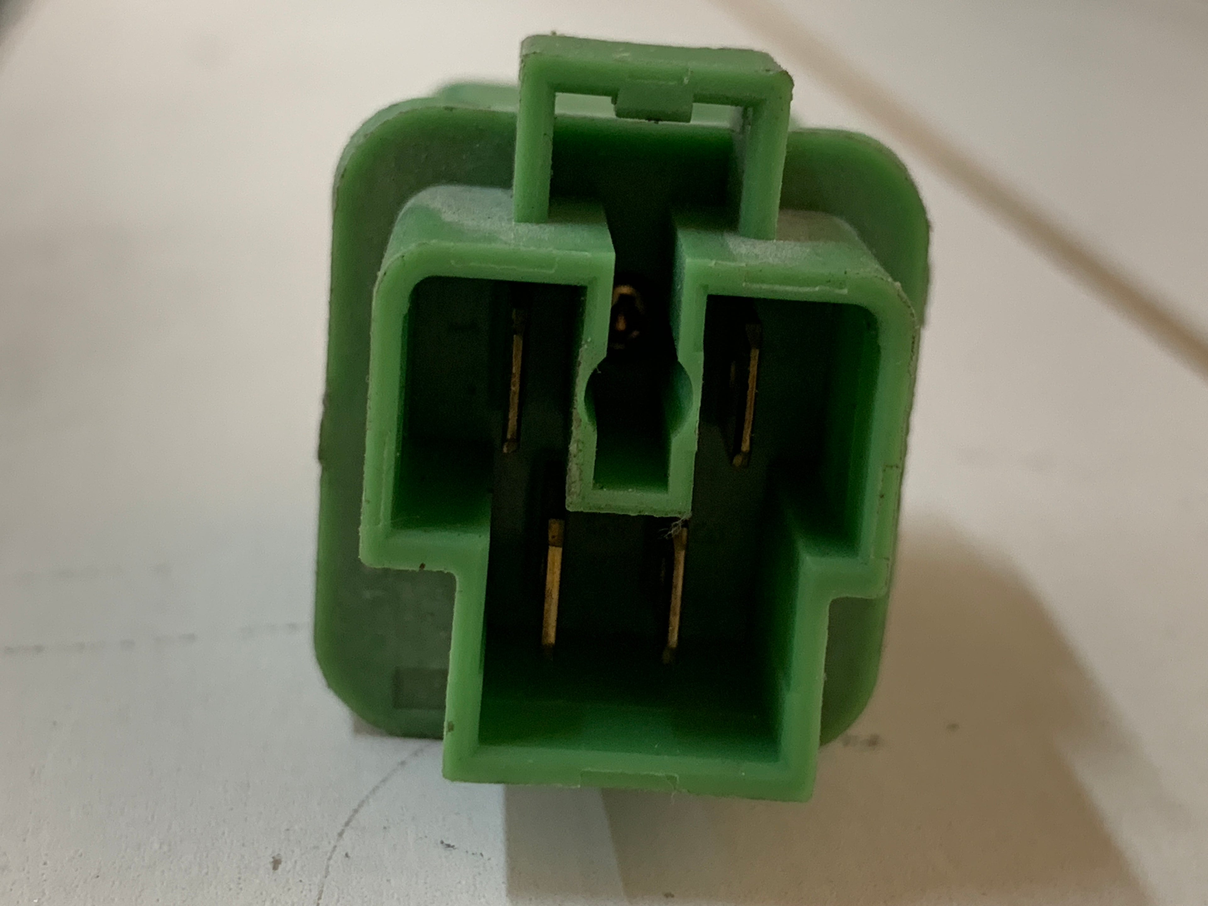 Common GREEN 12v Relay, R32