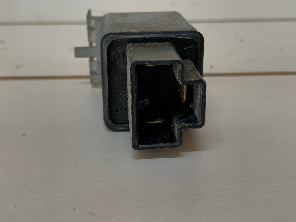 Indicator Relay, R32 GTR