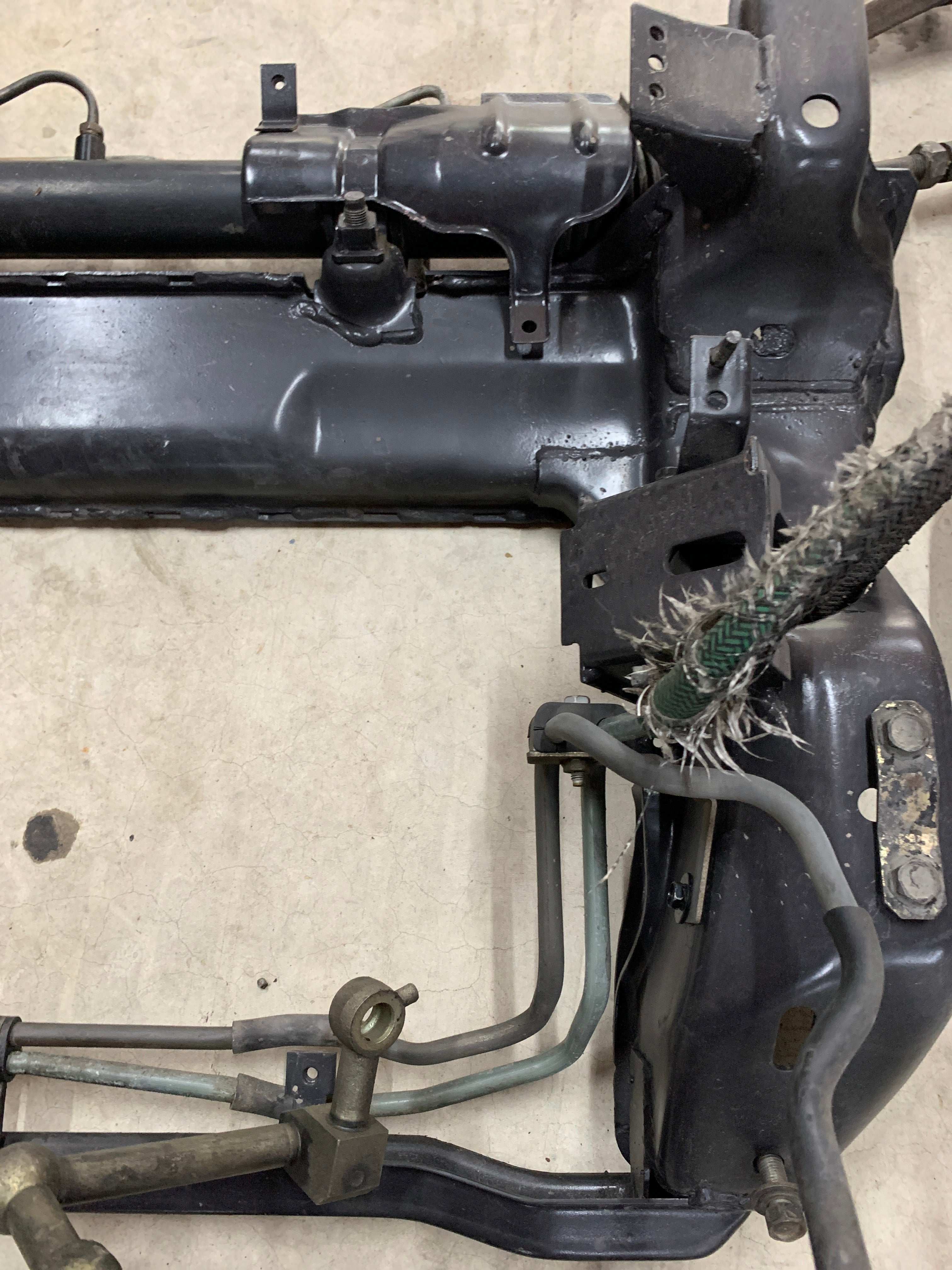 FRONT Subframe, (incomplete) R32 GTR