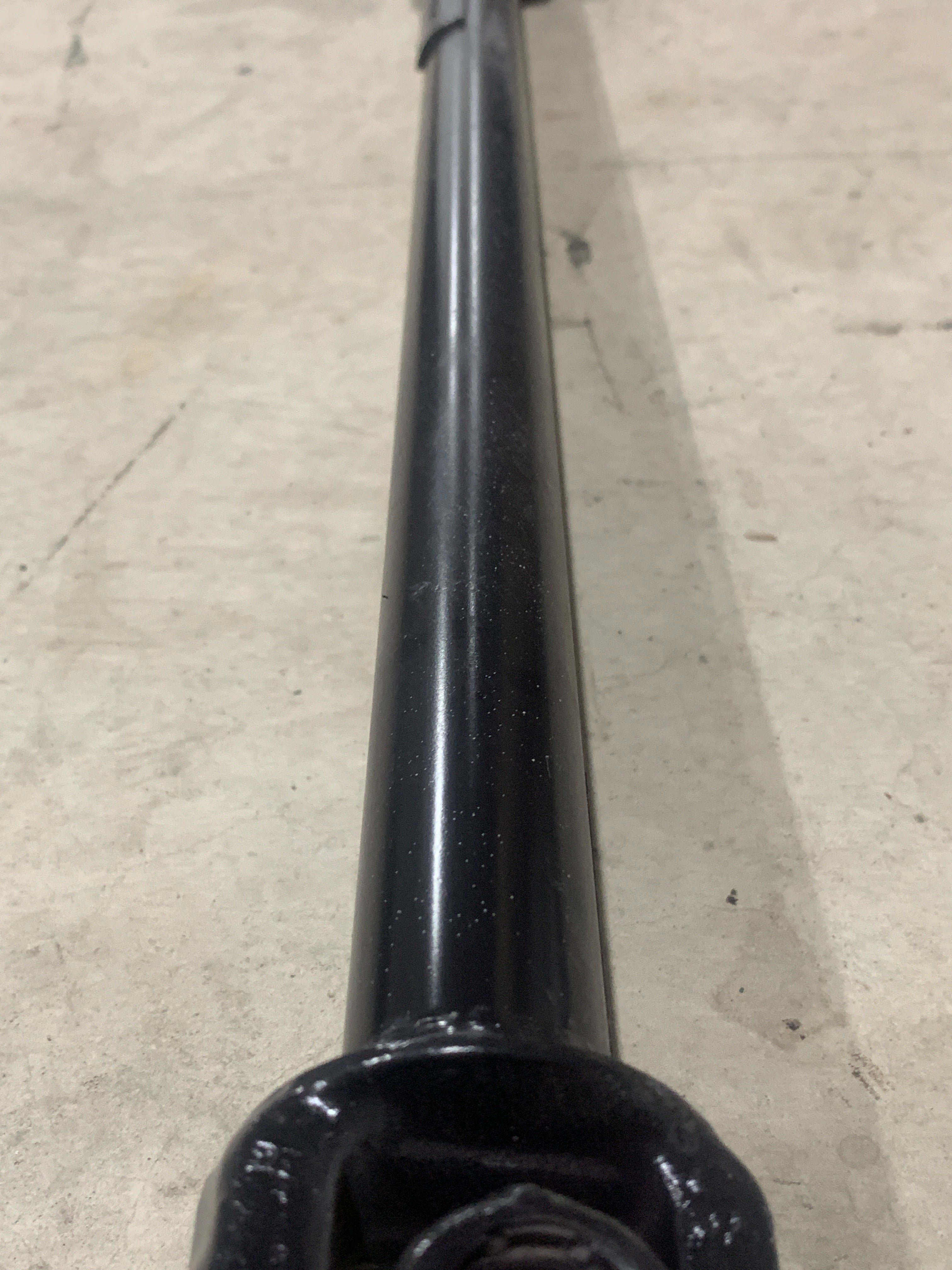 FRONT Driveshaft, R32