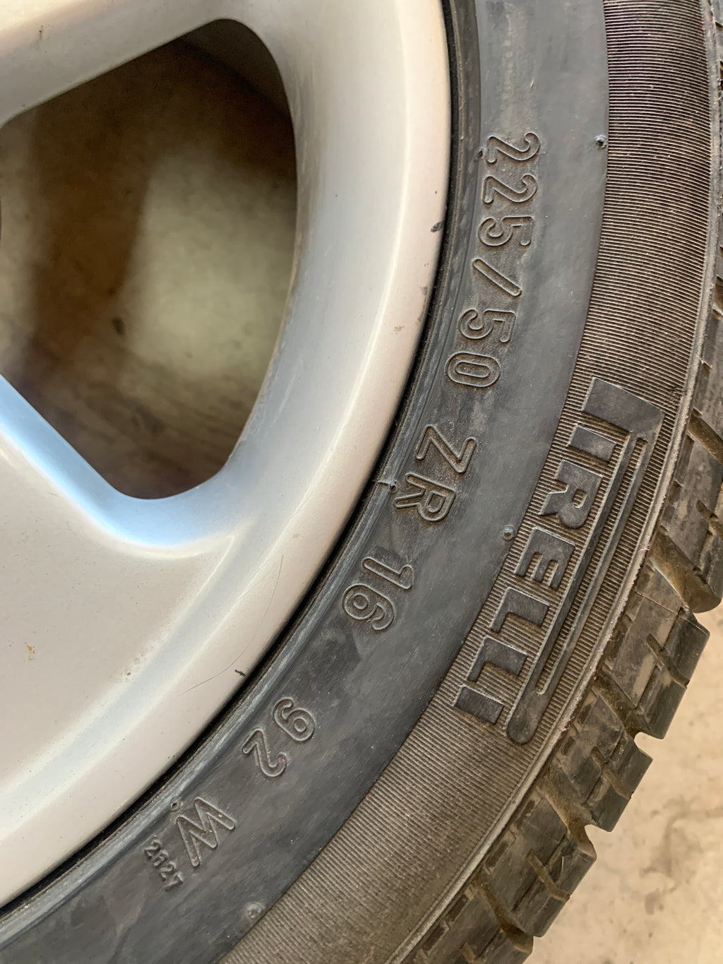 Giugiaro Wheels 225/50 R16