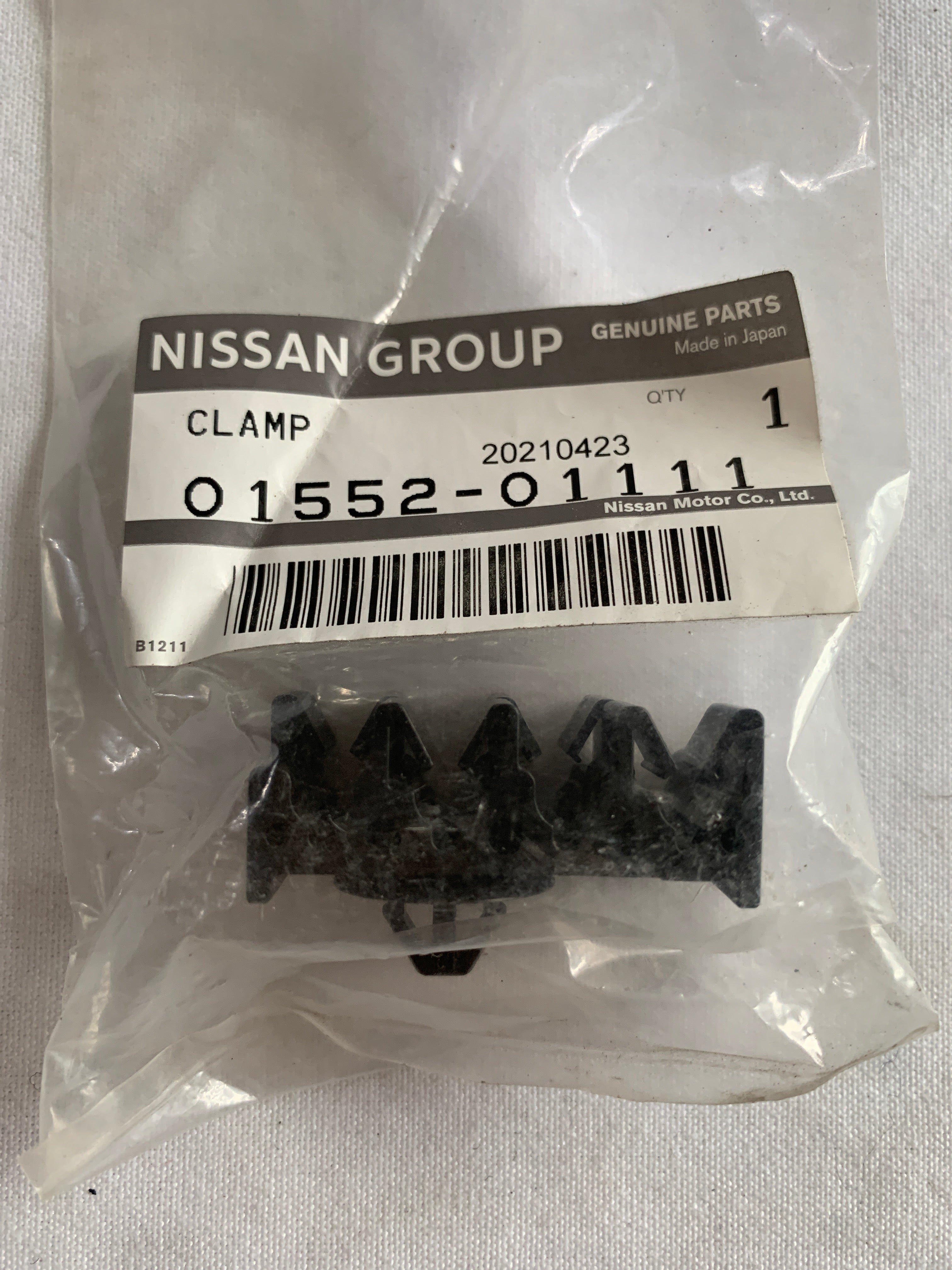 NEW Genuine Brake Line Clamp, R32