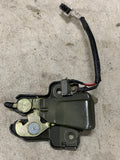 Boot latch, R32