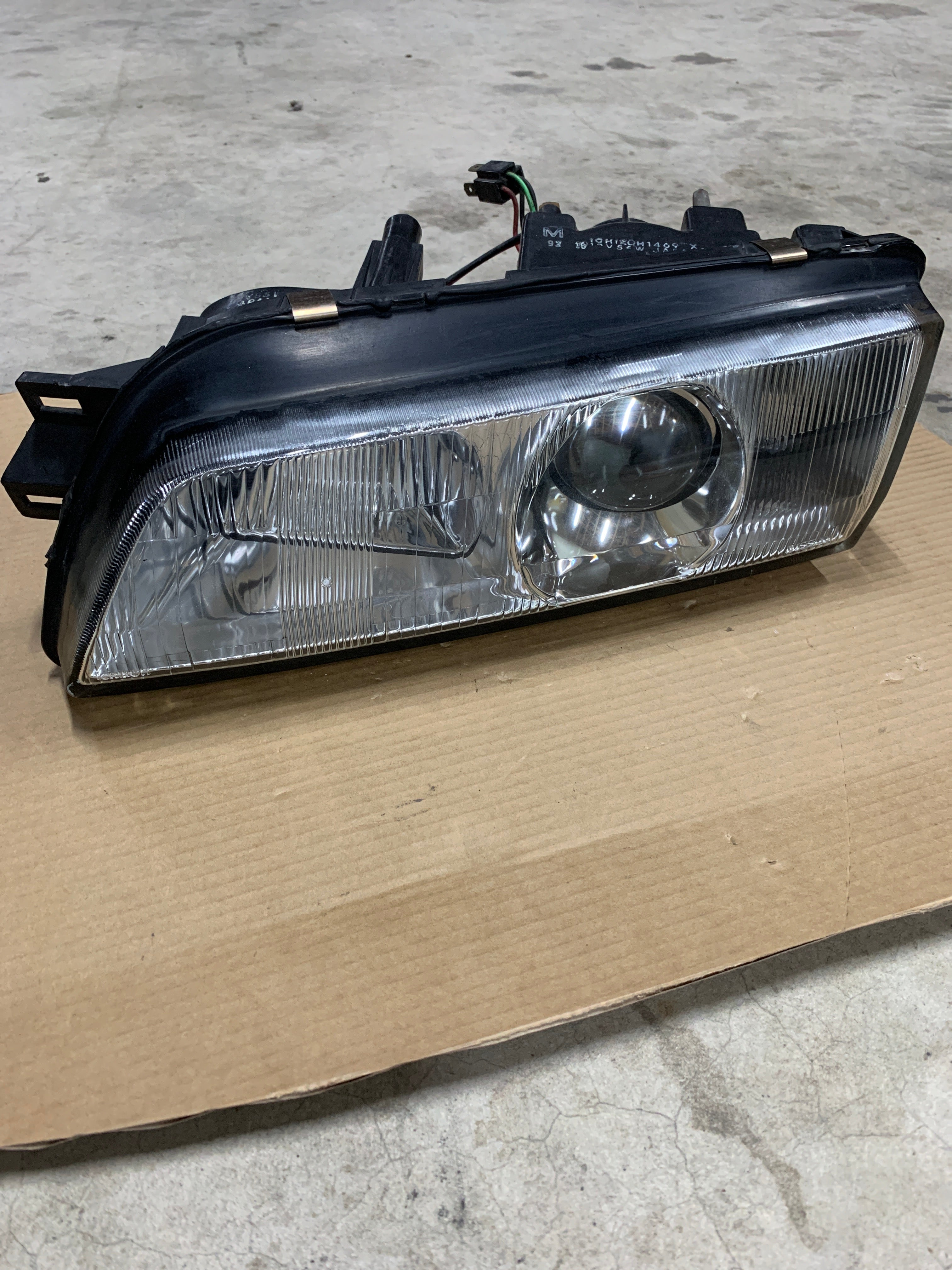 LEFT Head Light ICHIKOH, R32