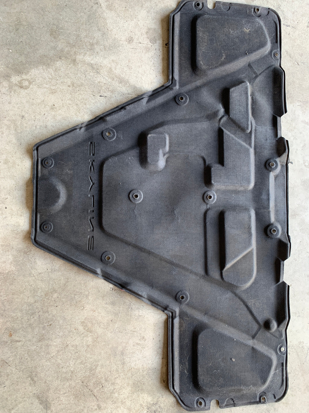 Bonnet Liner, R32