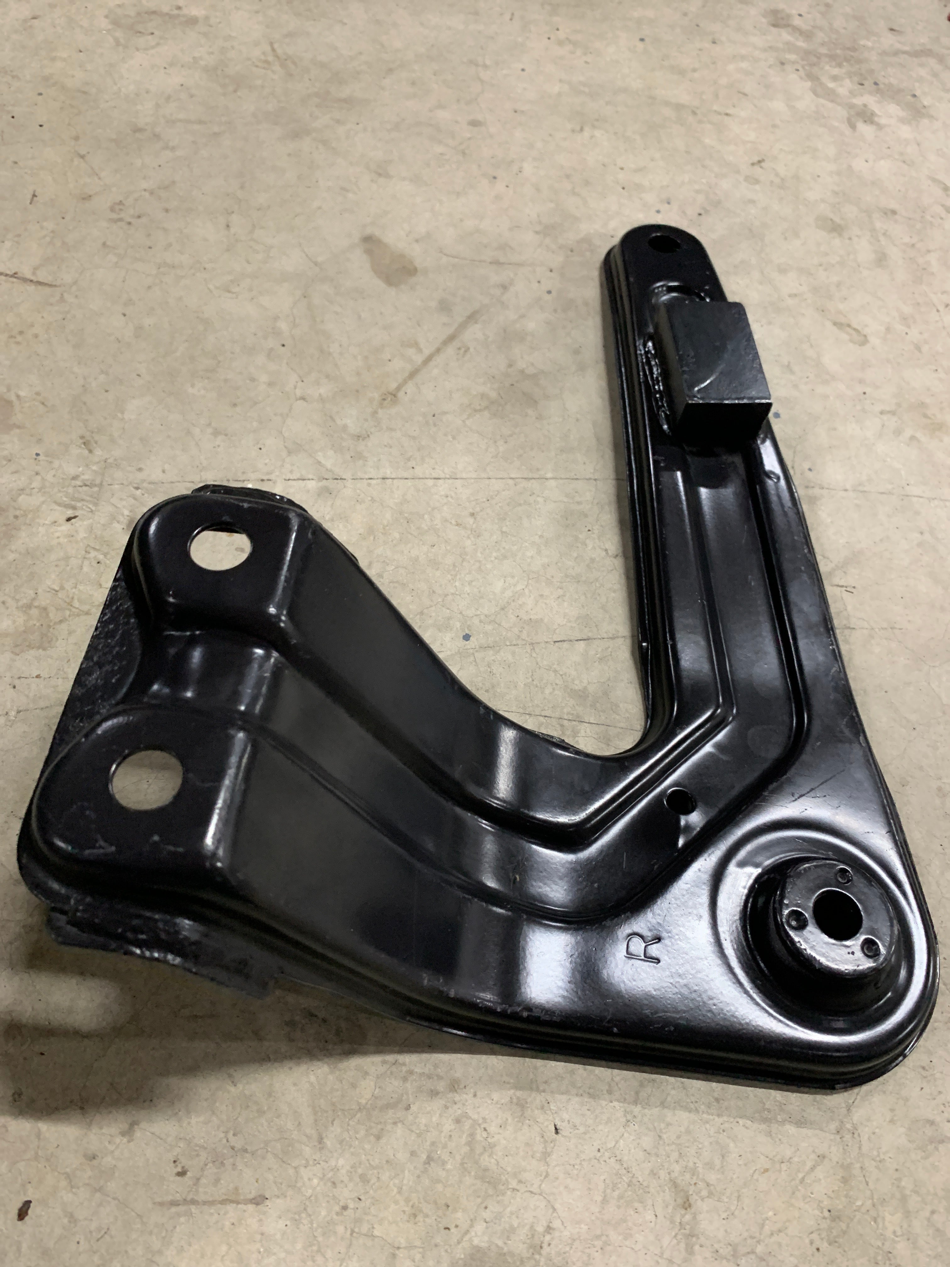 RIGHT Rear Subframe Bracket, R32 GTR