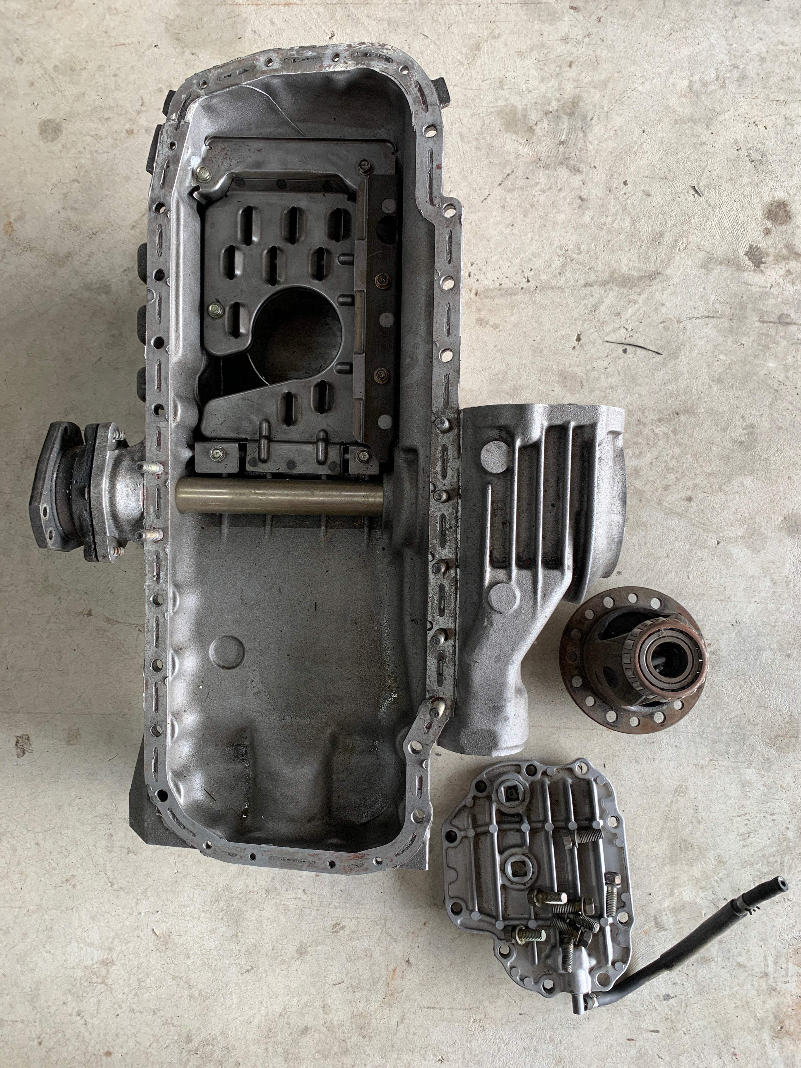 TRUST/GREDDY Baffled Sump, GTR