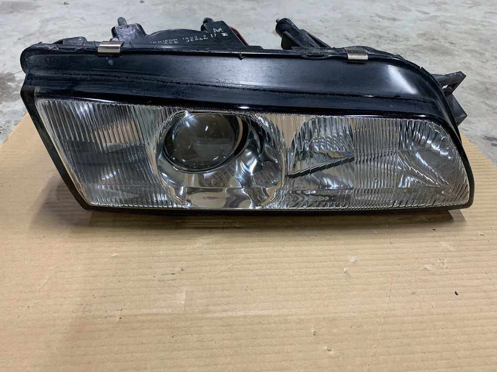 RIGHT Head Light ICHIKOH, R32