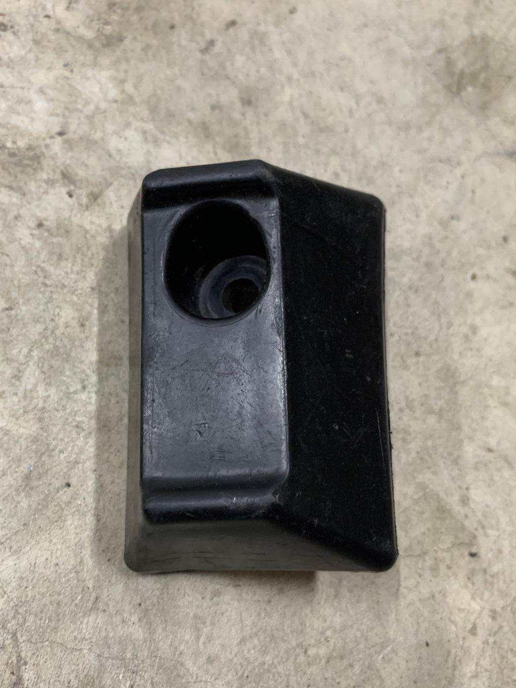 Accelerator Pedal Stop, R32