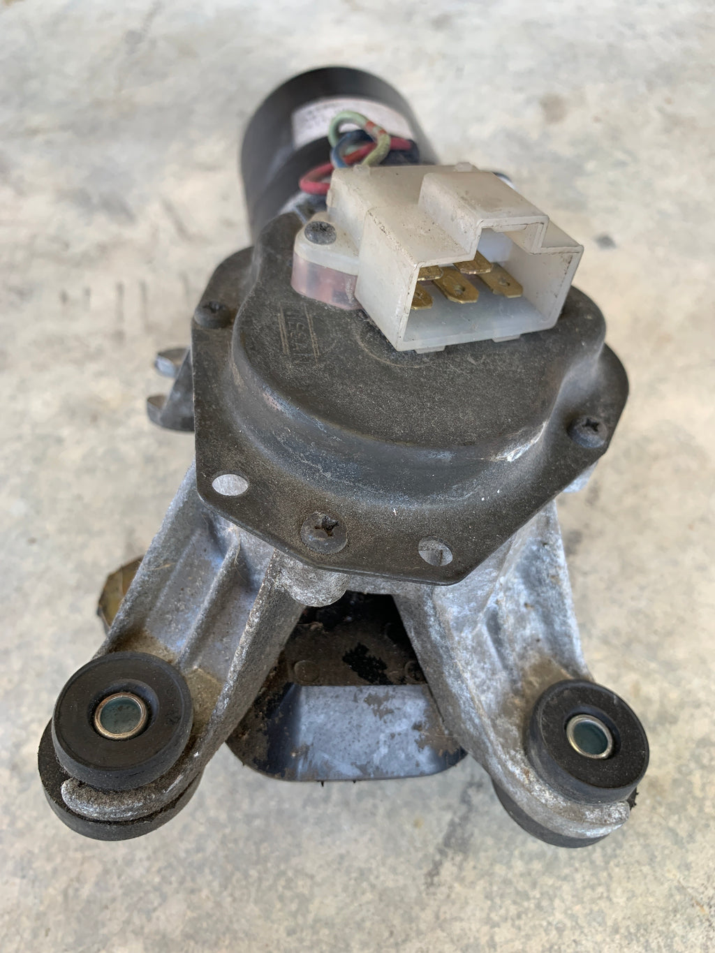 Front Wiper Motor, R32