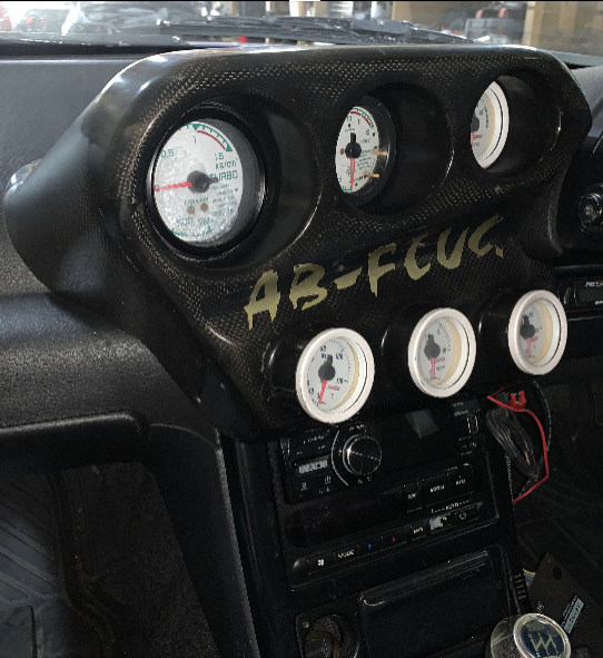 6 Pod Gauges (GREDDY/OMONI) suit R32 dash