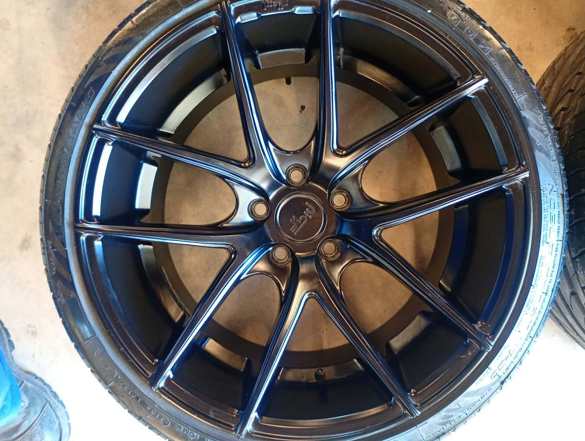 NICHE Wheels 19x10" w/Tyres 275/30