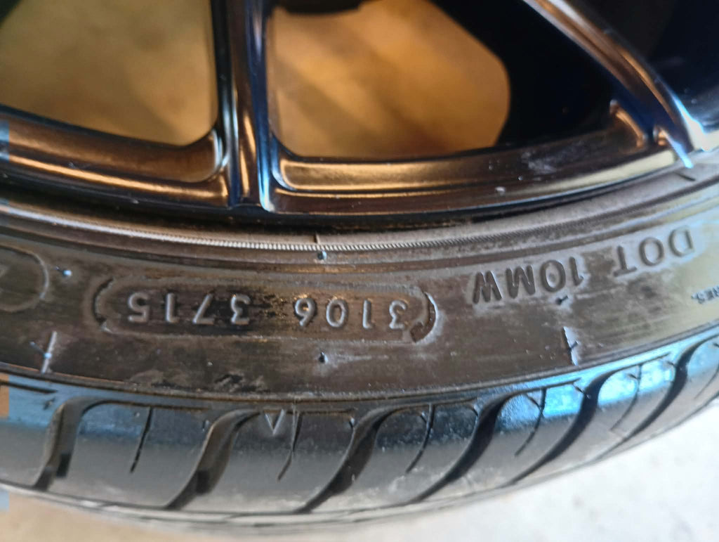 NICHE Wheels 19x10" w/Tyres 275/30