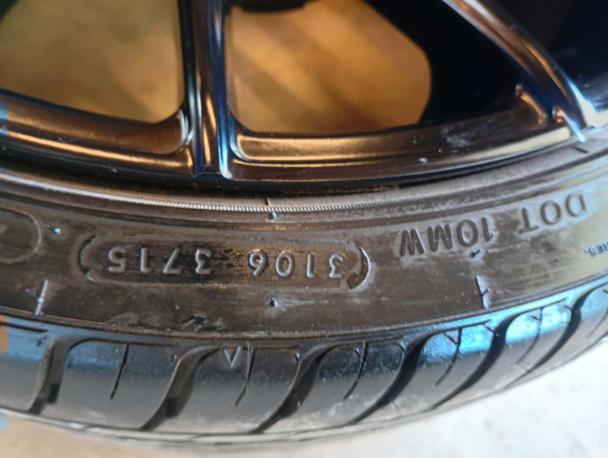 NICHE Wheels 19x10" w/Tyres 275/30